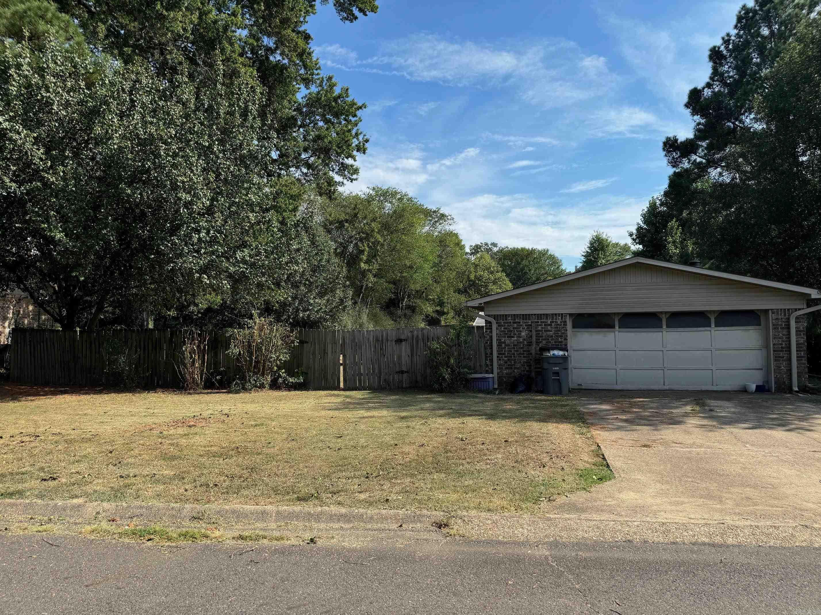 Pine Meadows 1 - Residential