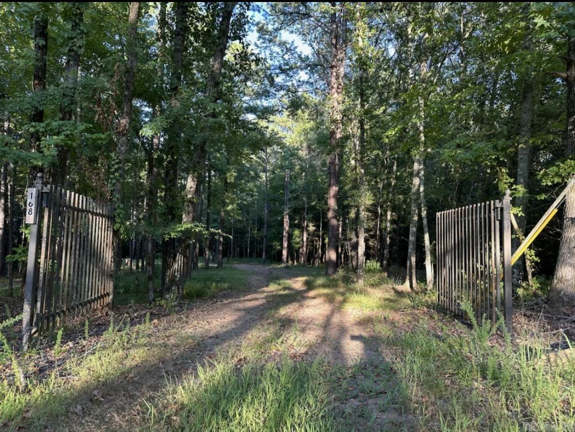 MIDDLE FORK ACRES - Land