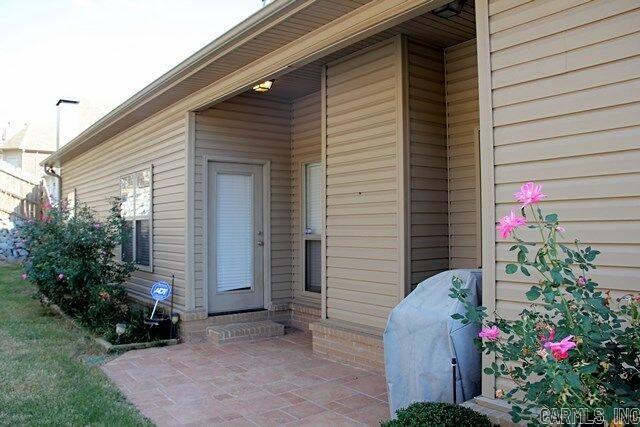 THE VILLAGES OF WELLINGTON - Residential Lease