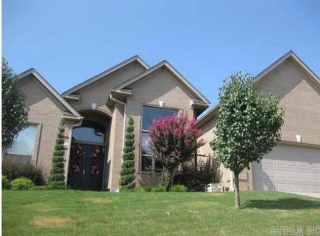 THE VILLAGES OF WELLINGTON - Residential Lease