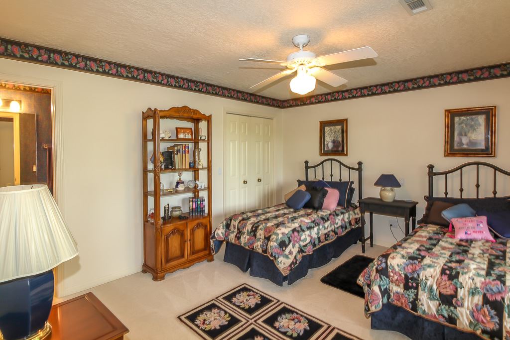 BAJADA - Residential