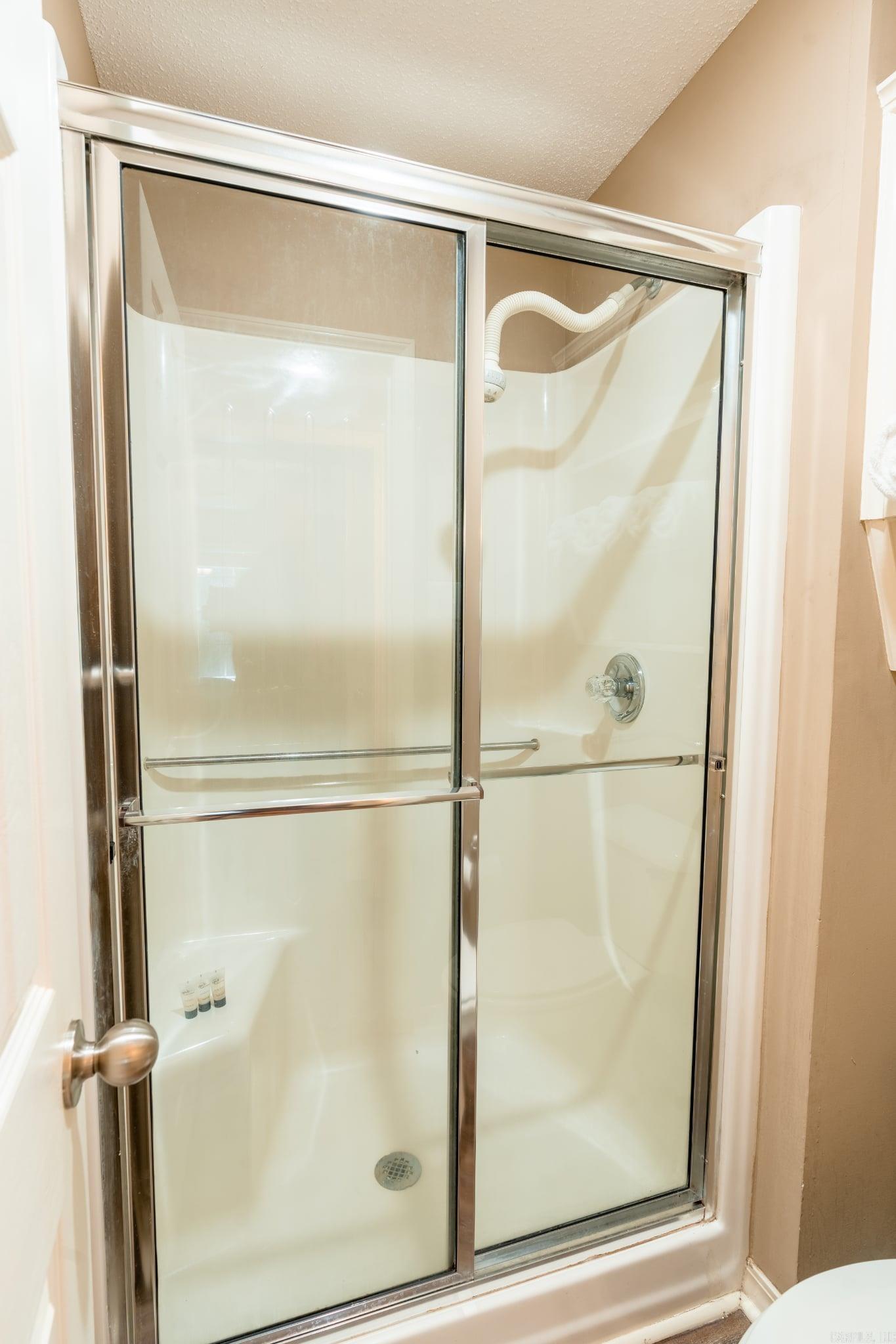 RAINBOW ISLAND - Residential