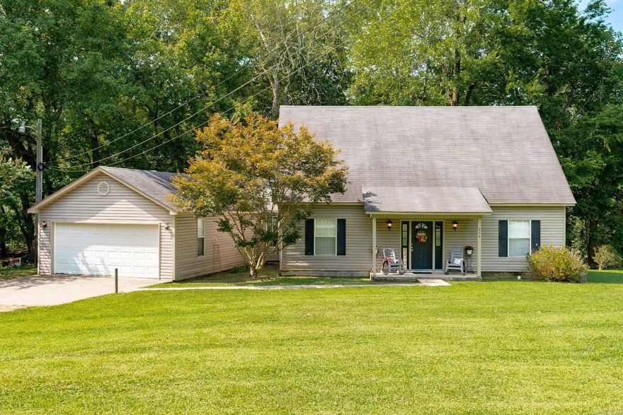 Enjoy the Little Red River sitting on your screened in back porch or private dock. This home has charm and is so cozy. Listed as a 3 bedroom, but downstairs study being used as 4th bedroom. Currently listed as a vacation rental on AirBnb. Comes fully furnished!