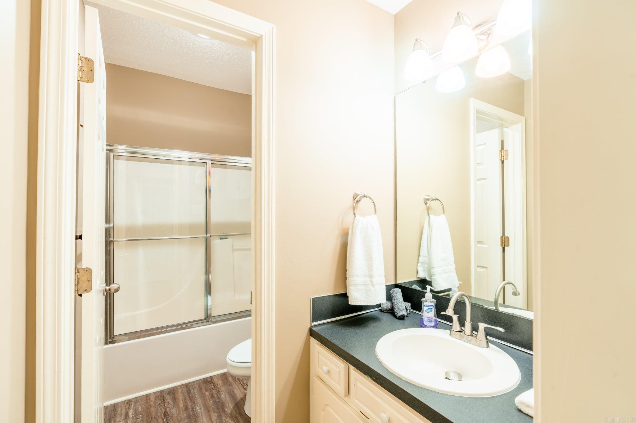 RAINBOW ISLAND - Residential