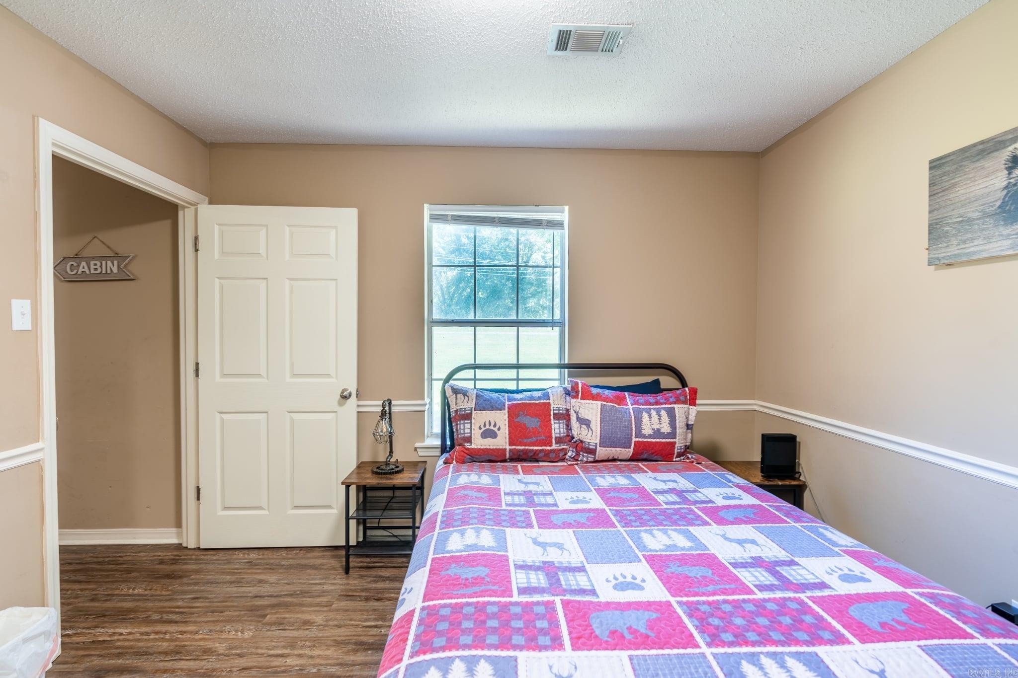 RAINBOW ISLAND - Residential