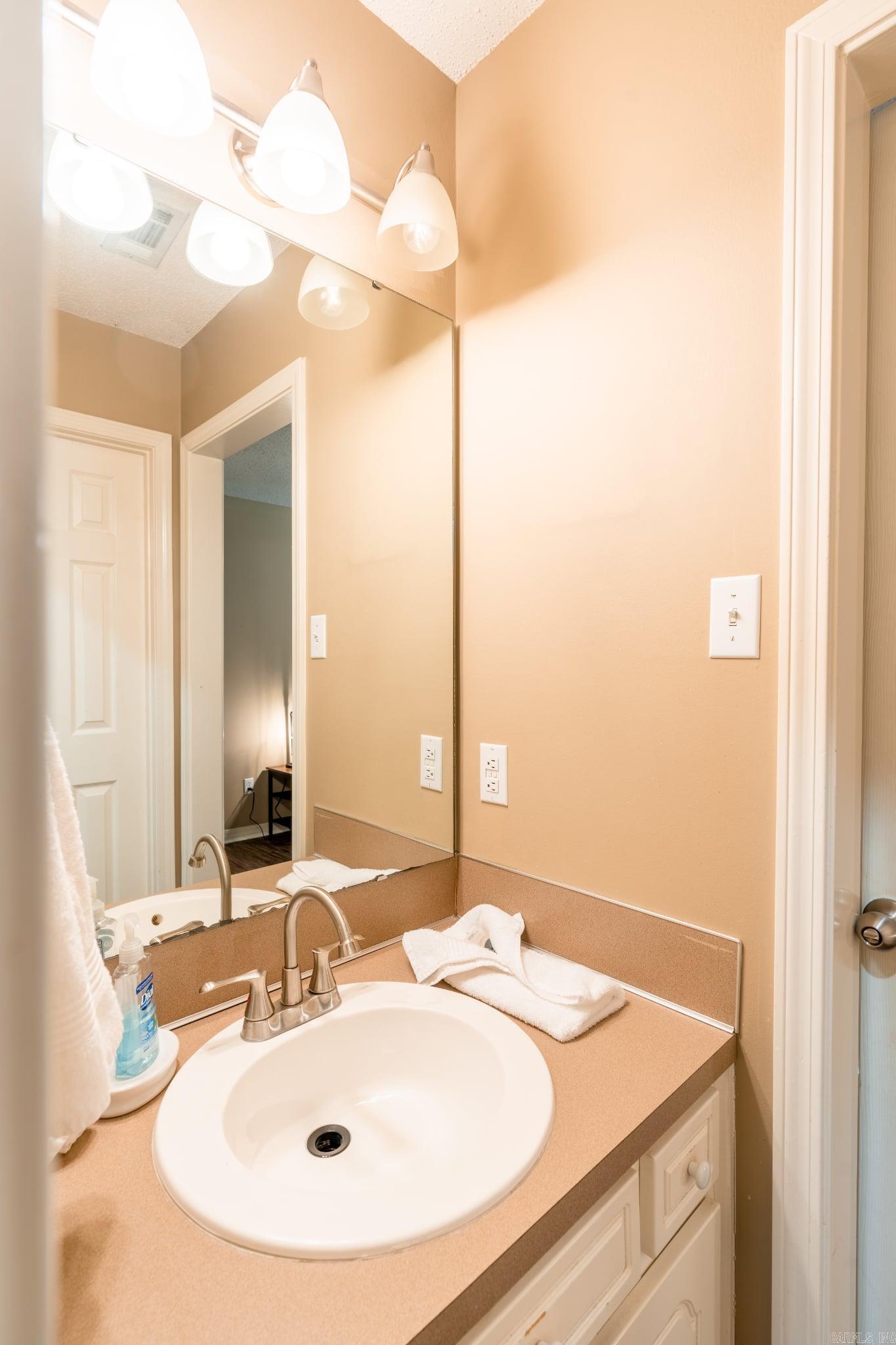 RAINBOW ISLAND - Residential