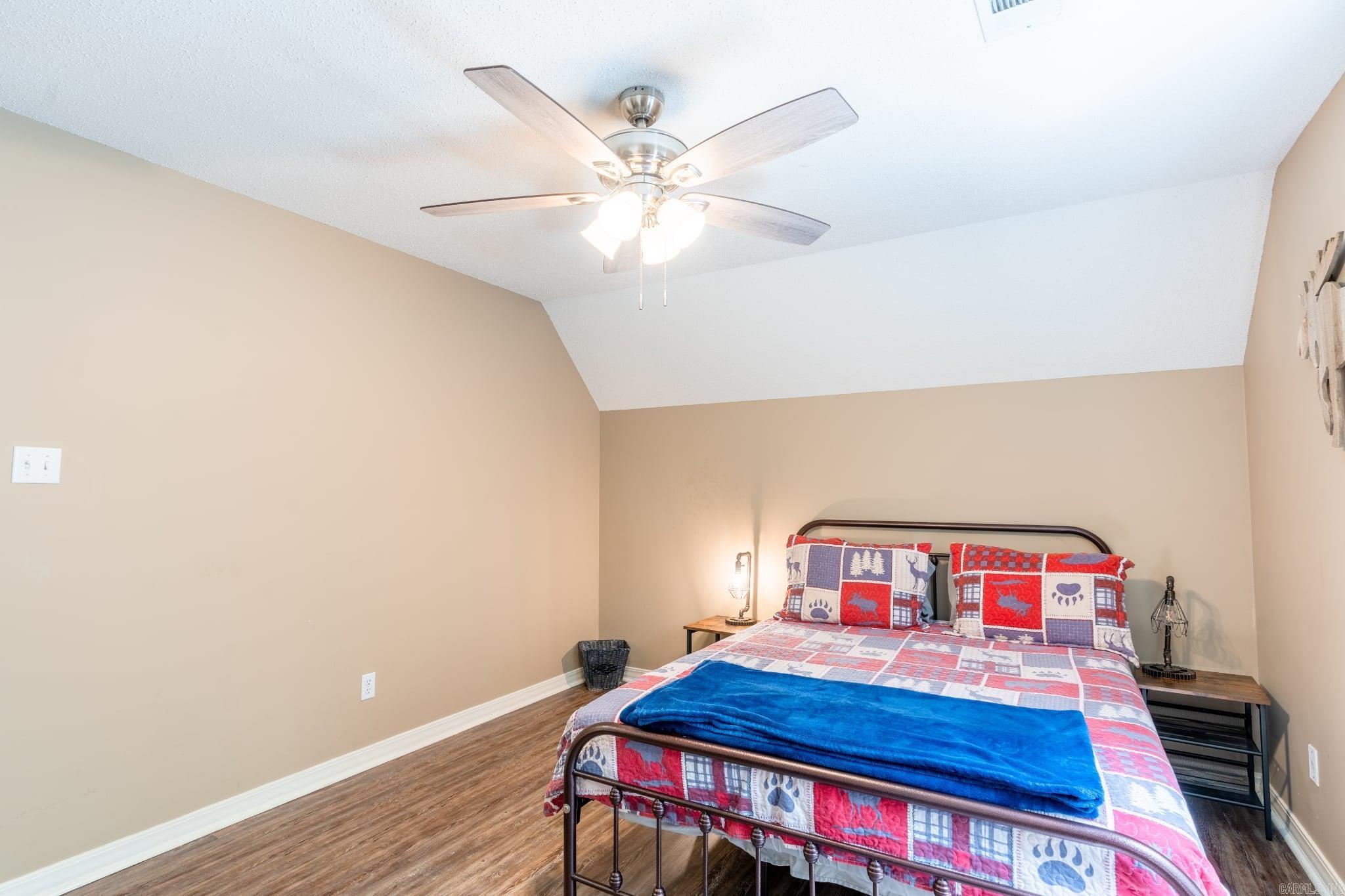 RAINBOW ISLAND - Residential