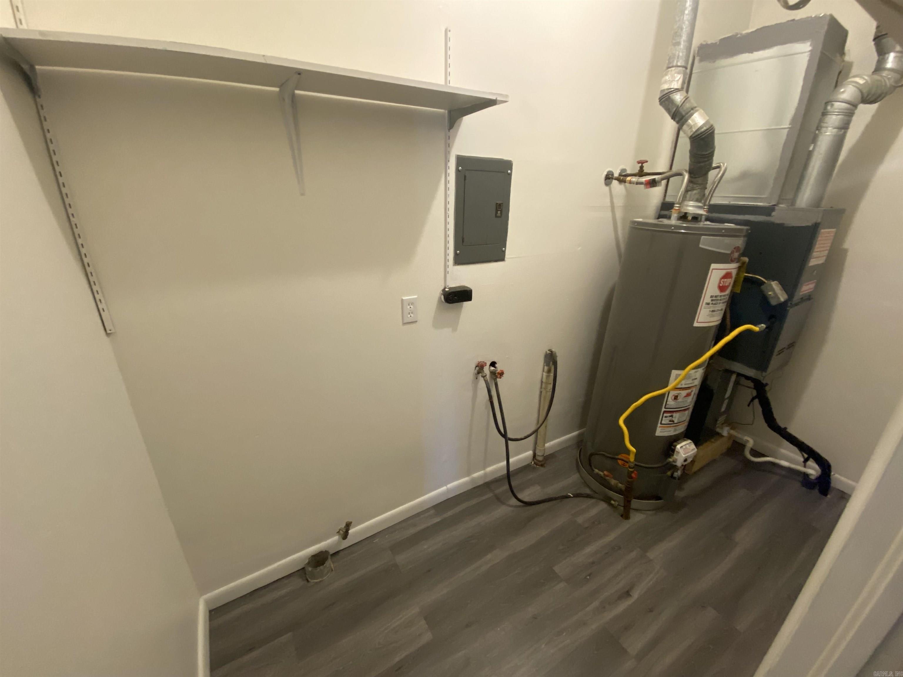 BROADWAY ADDITION - Residential Lease