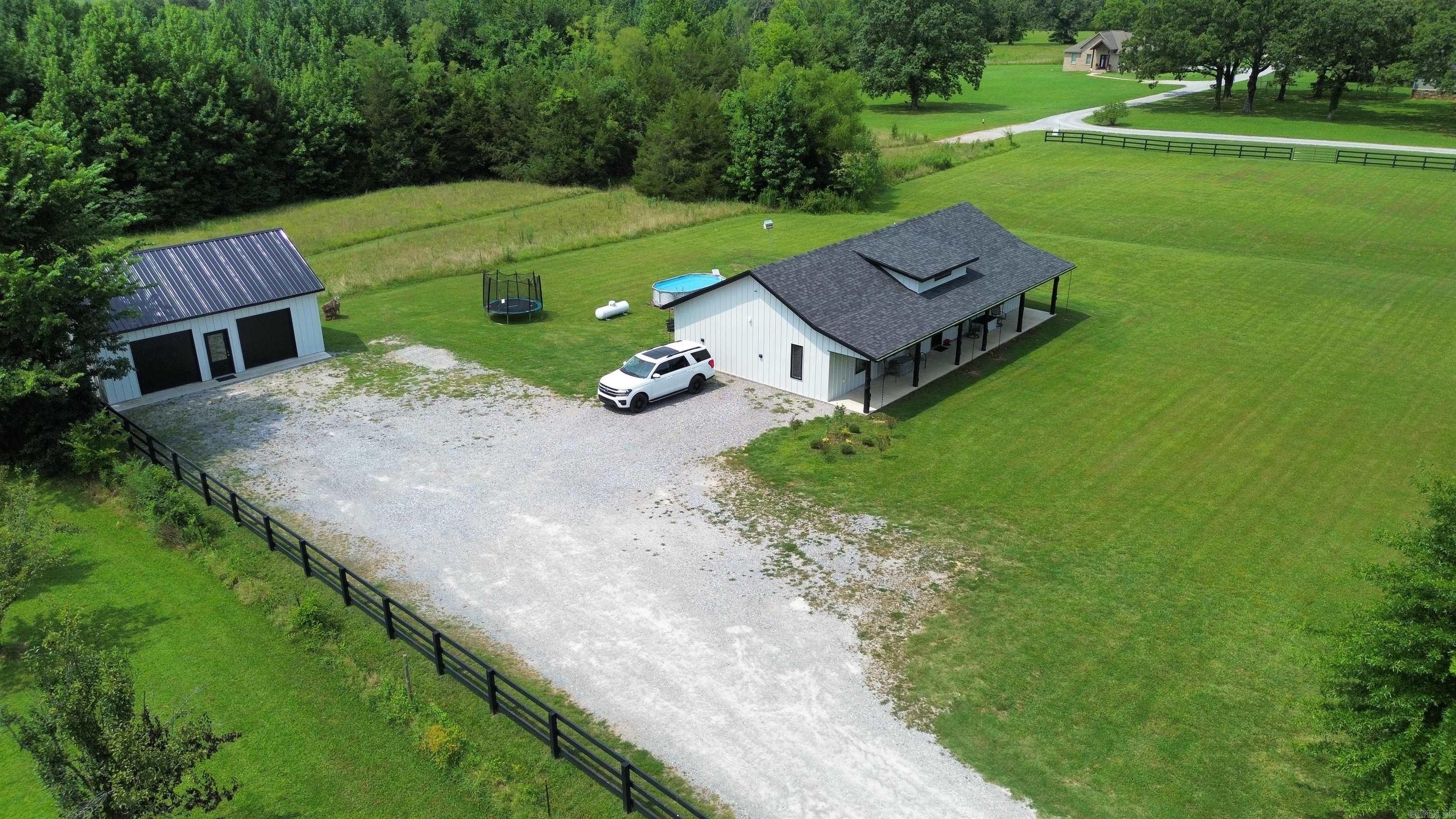 Metes & Bounds - Residential