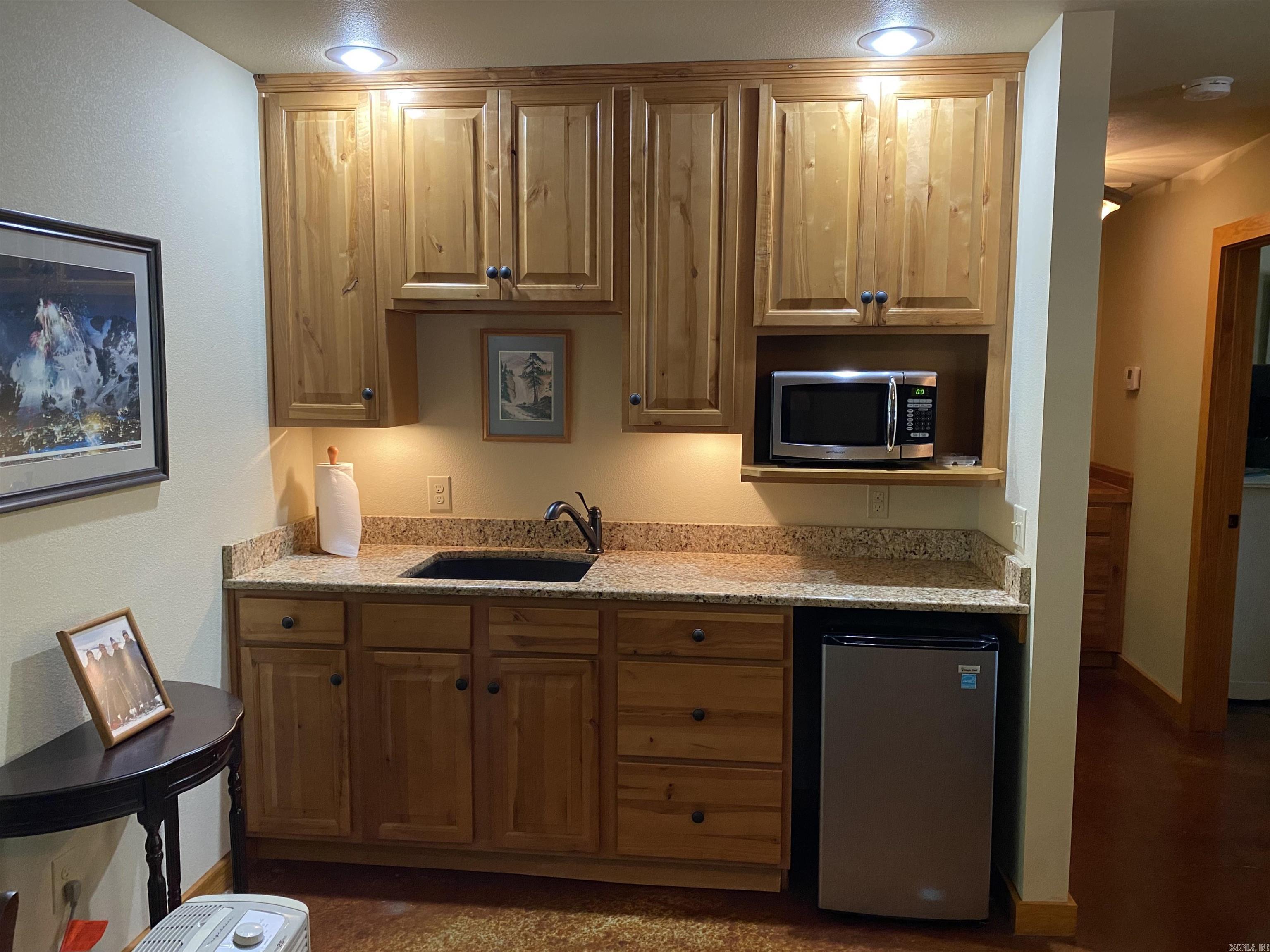 Hickory Nut Mountain Estates - Residential