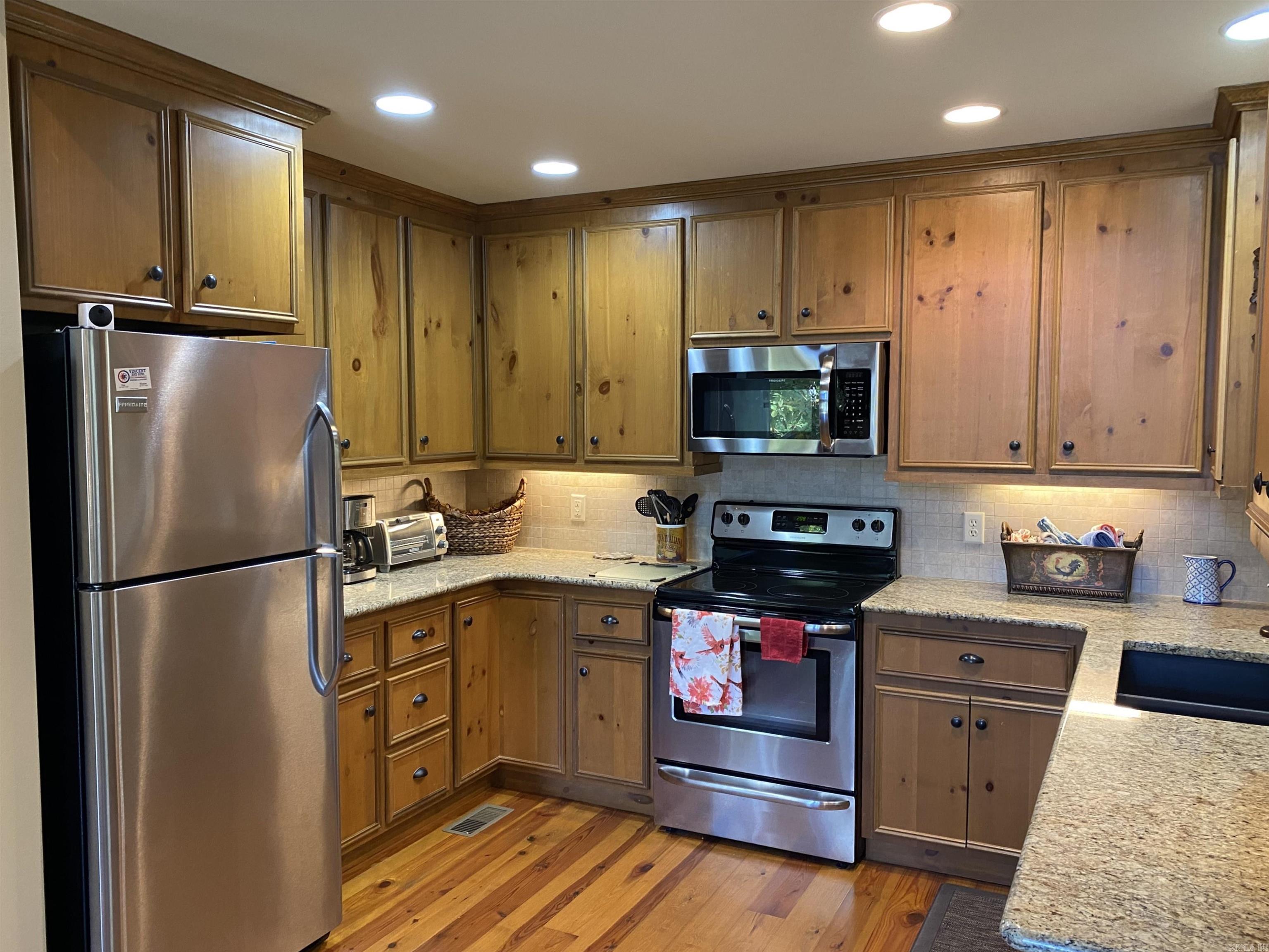 Hickory Nut Mountain Estates - Residential
