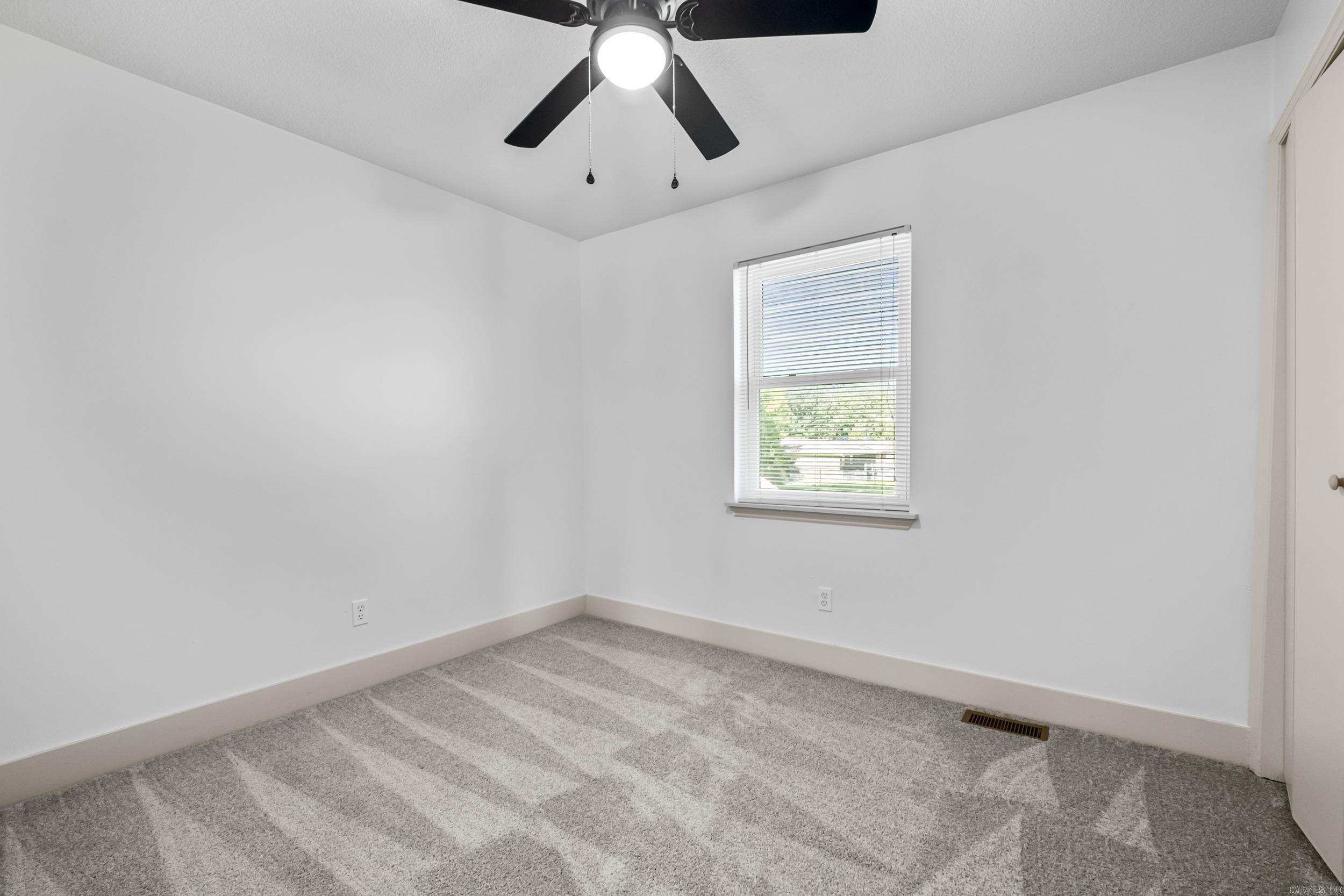 ARBOR OAKS - Residential