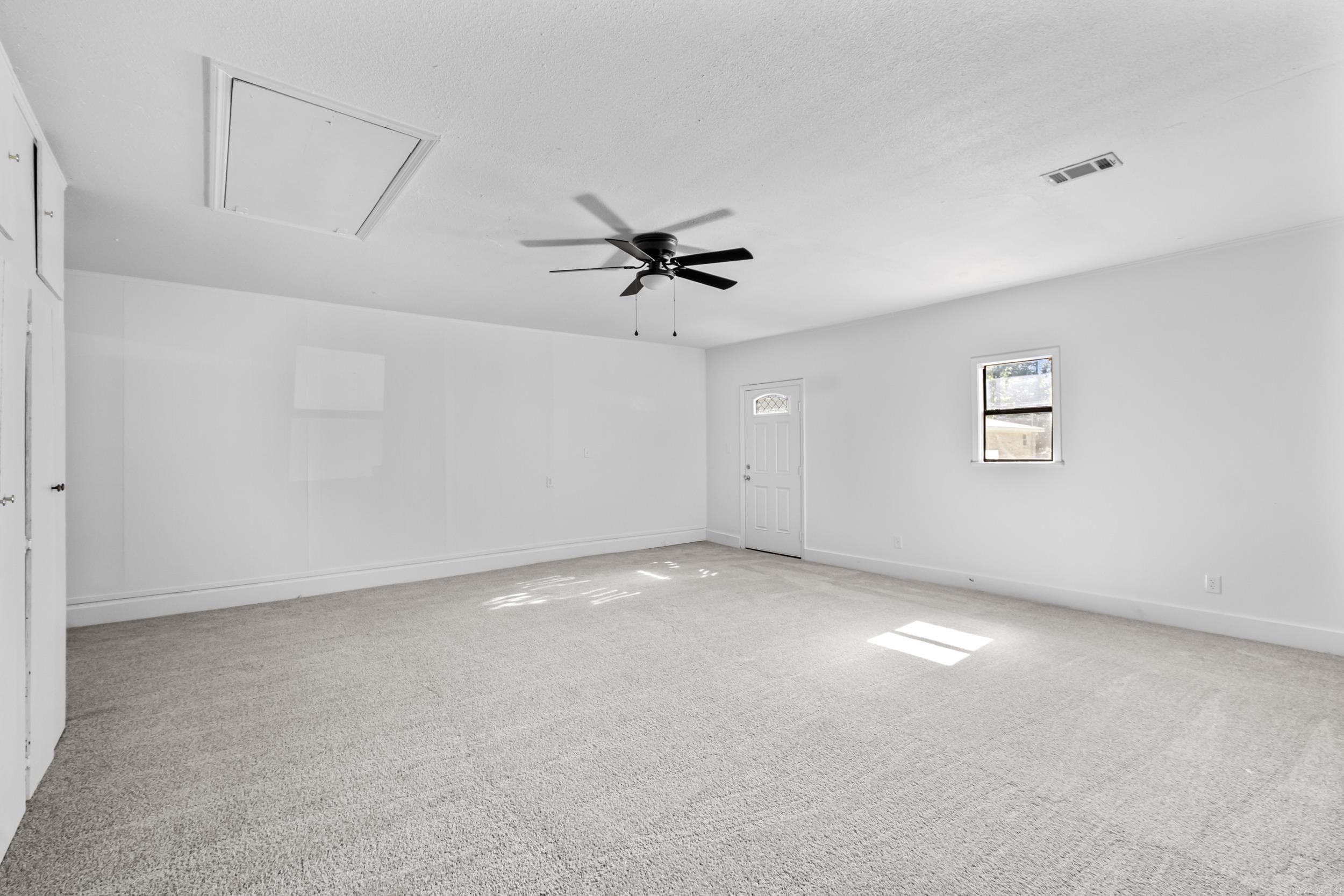 ARBOR OAKS - Residential