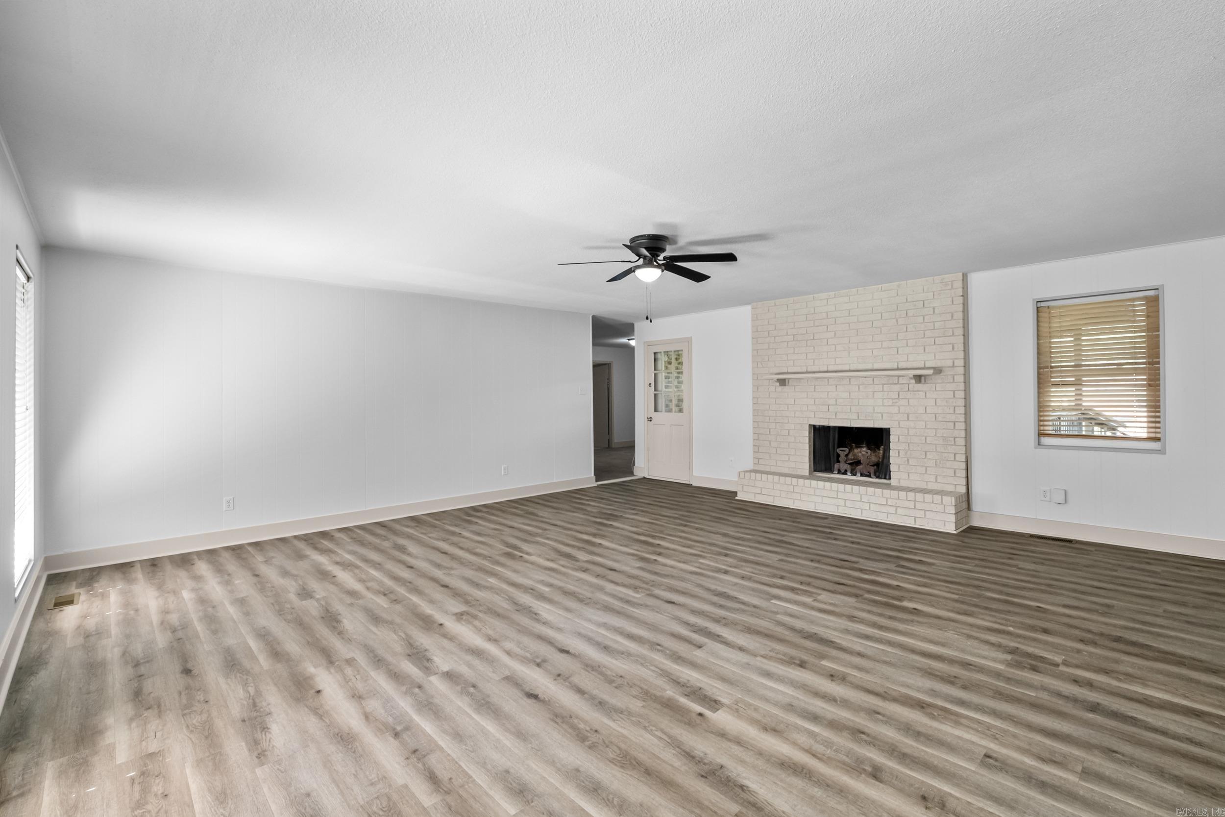 ARBOR OAKS - Residential