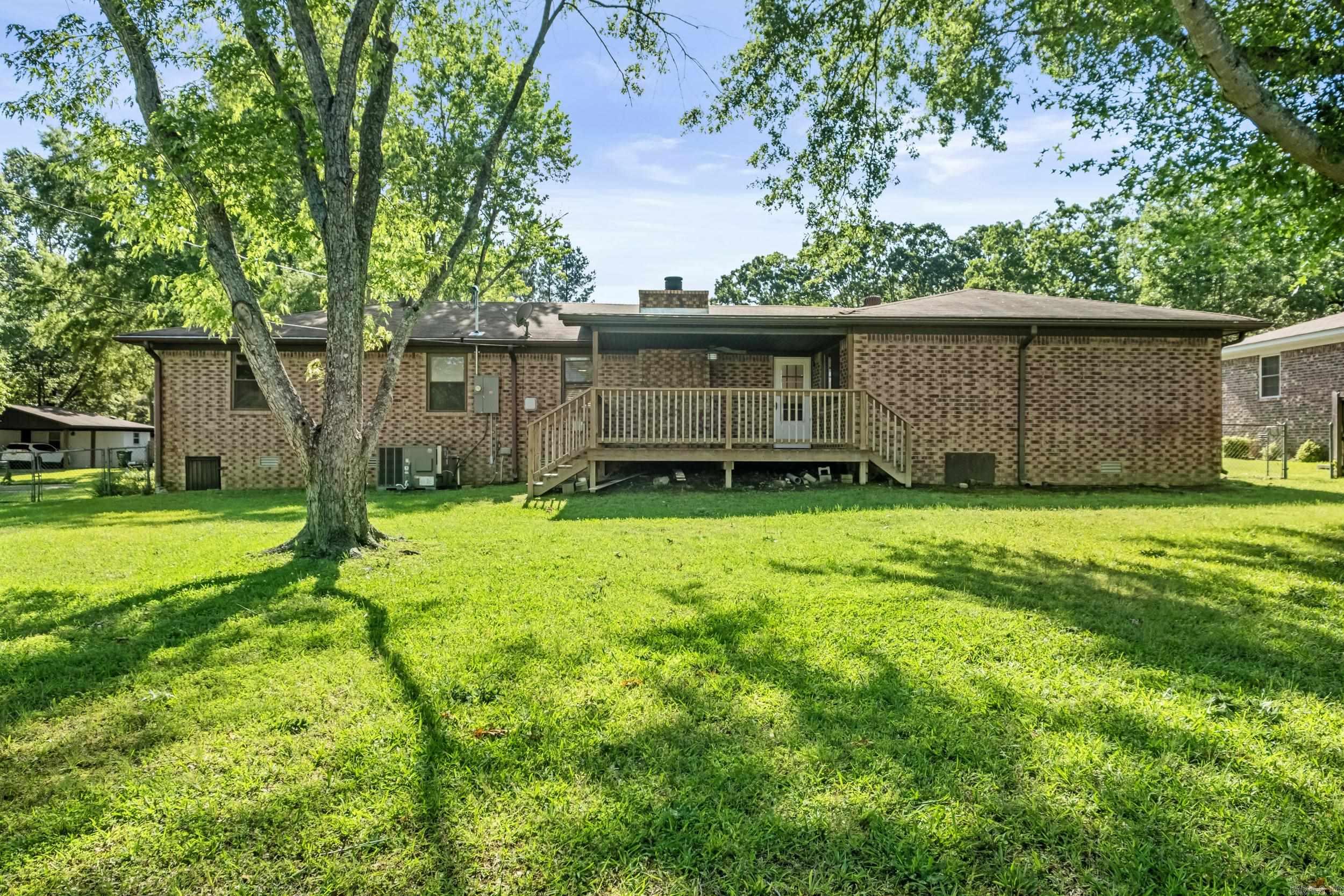 ARBOR OAKS - Residential