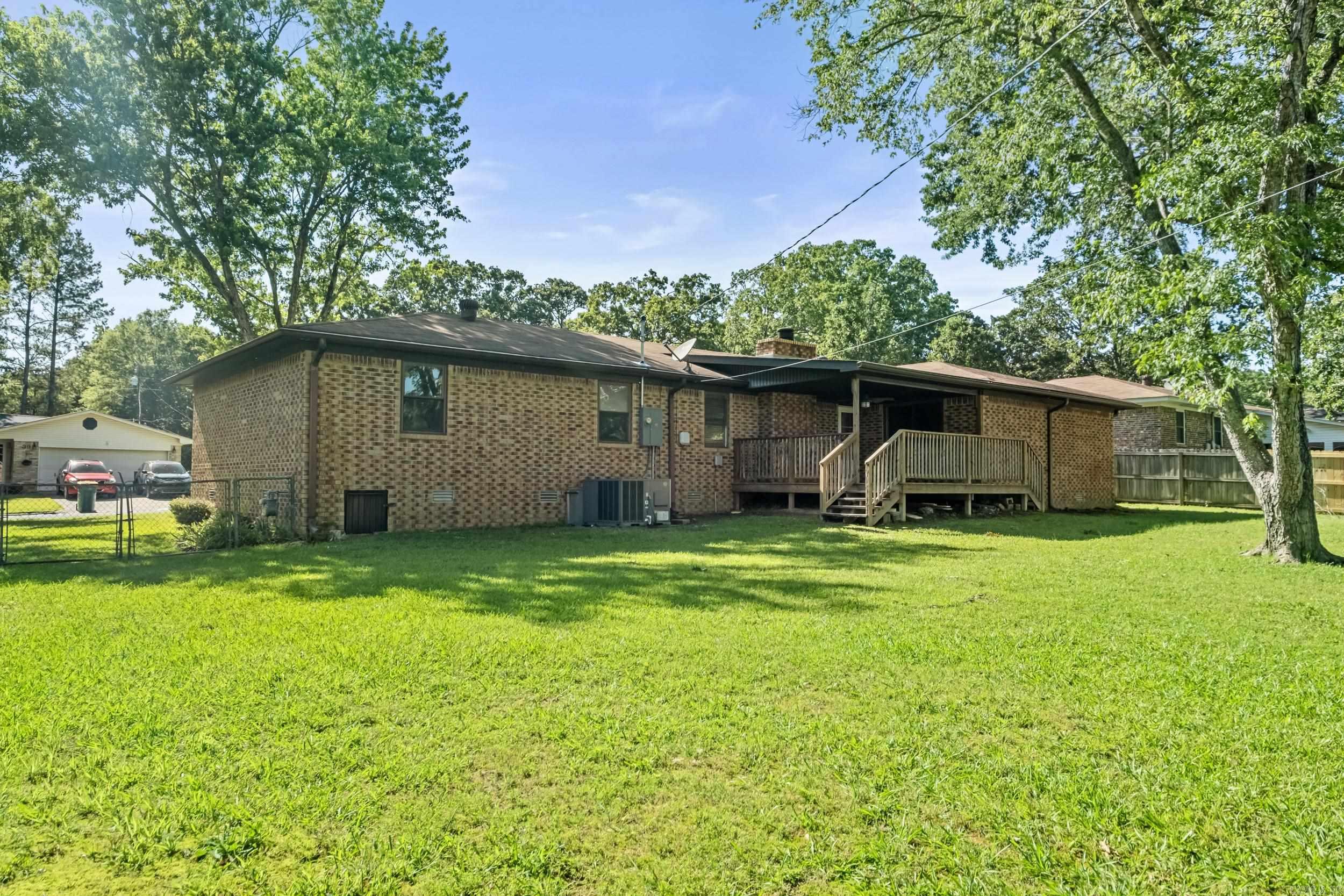 ARBOR OAKS - Residential