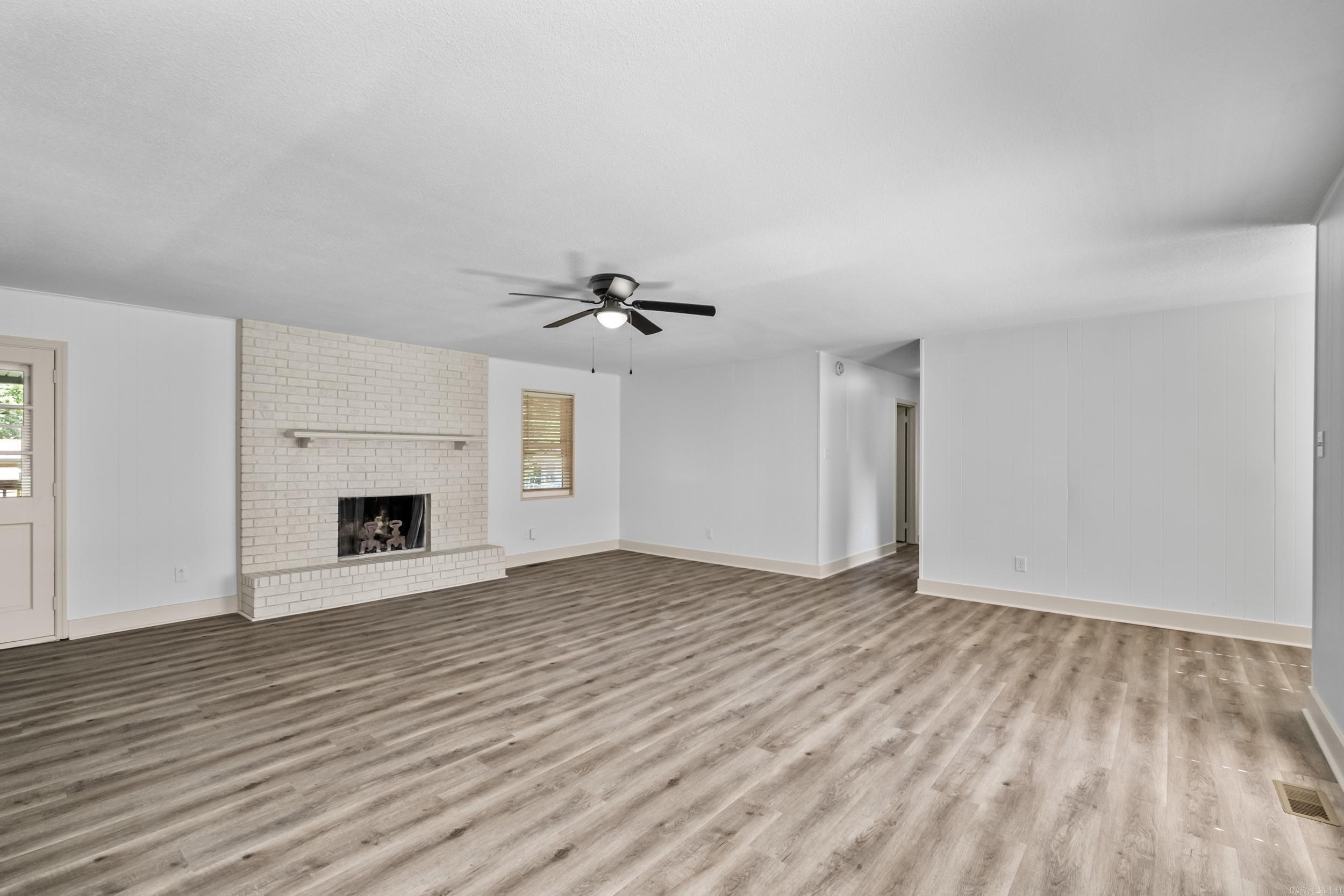 ARBOR OAKS - Residential