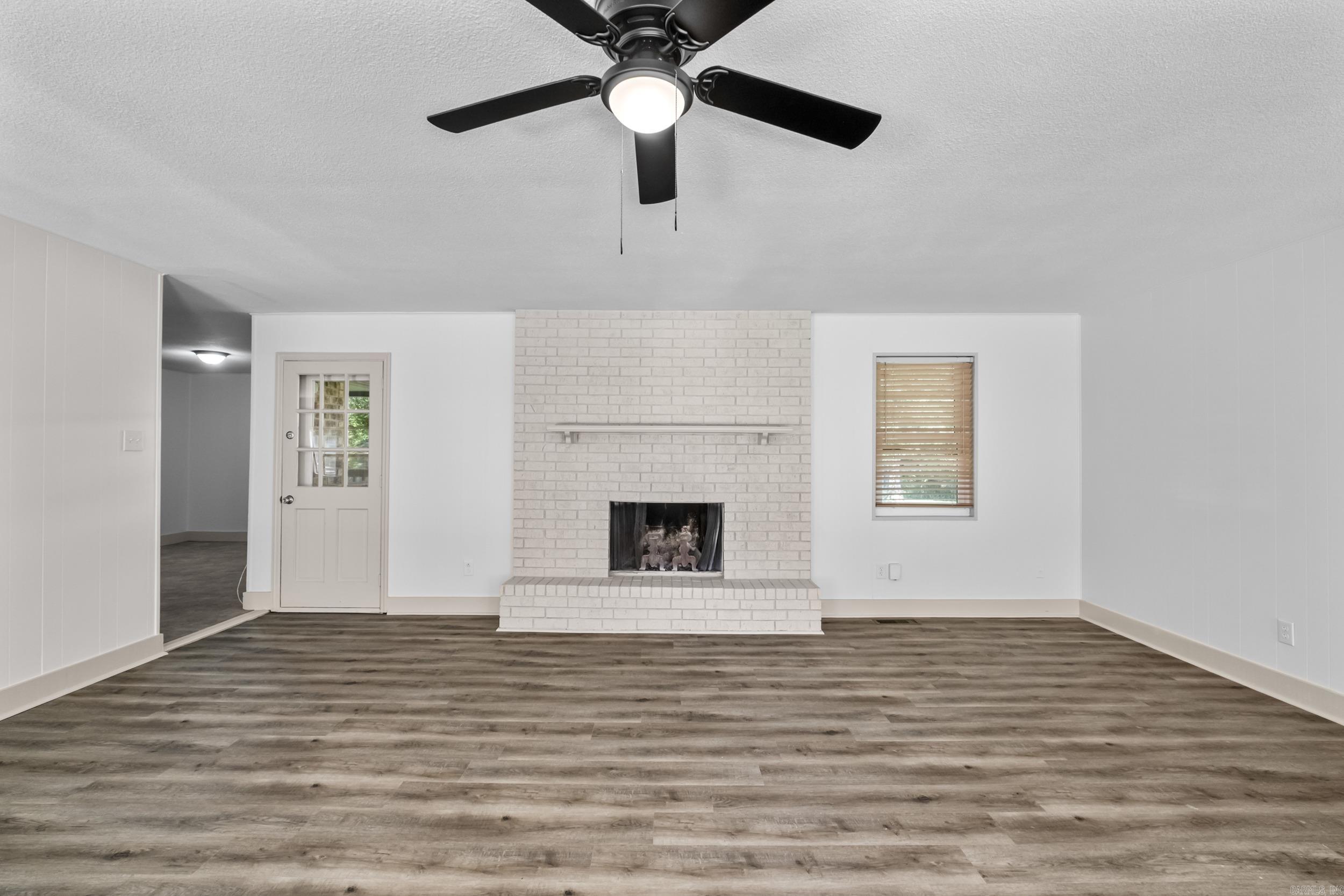 ARBOR OAKS - Residential