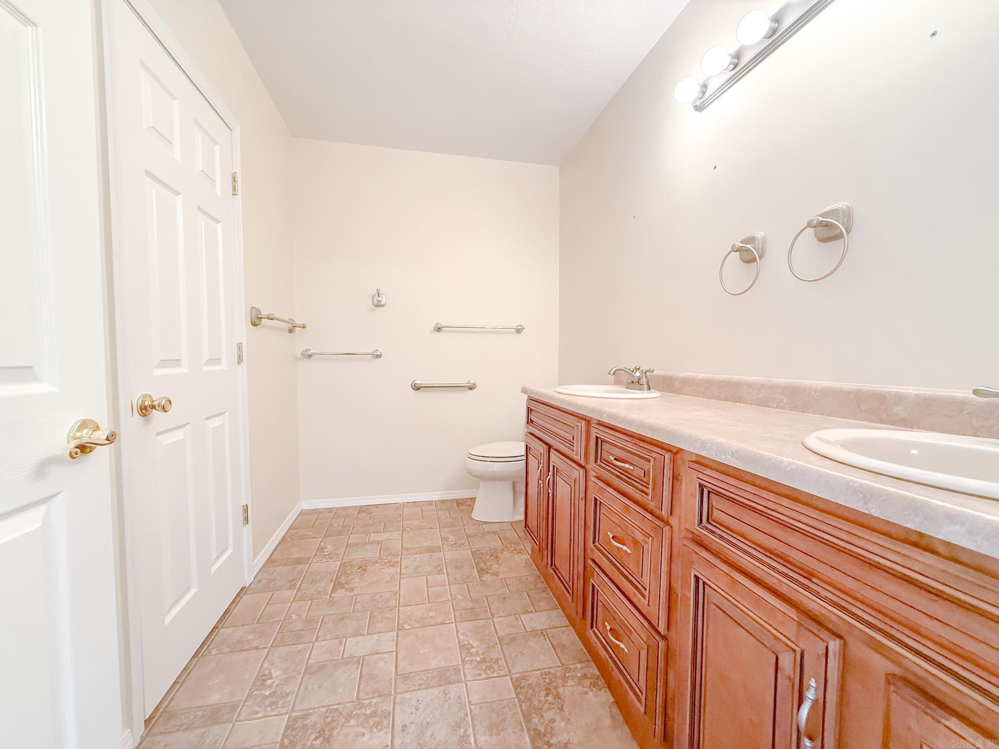 SOUTHERN MEADOWS ESTATE - Residential