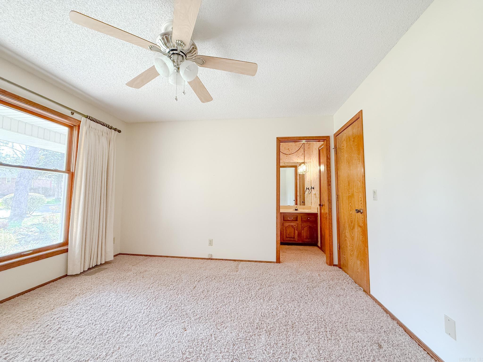 SOUTHERN MEADOWS ESTATE - Residential