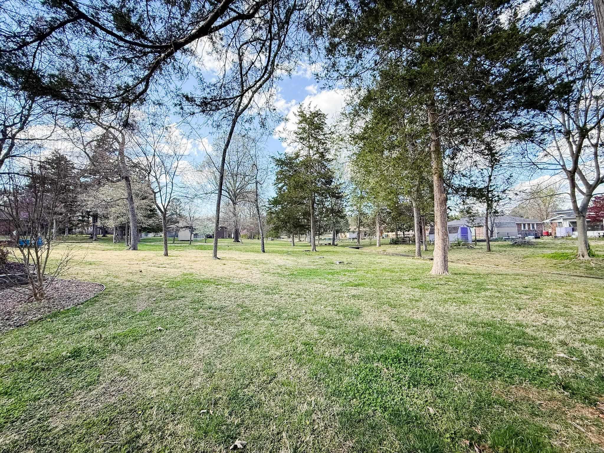 SOUTHERN MEADOWS ESTATE - Residential