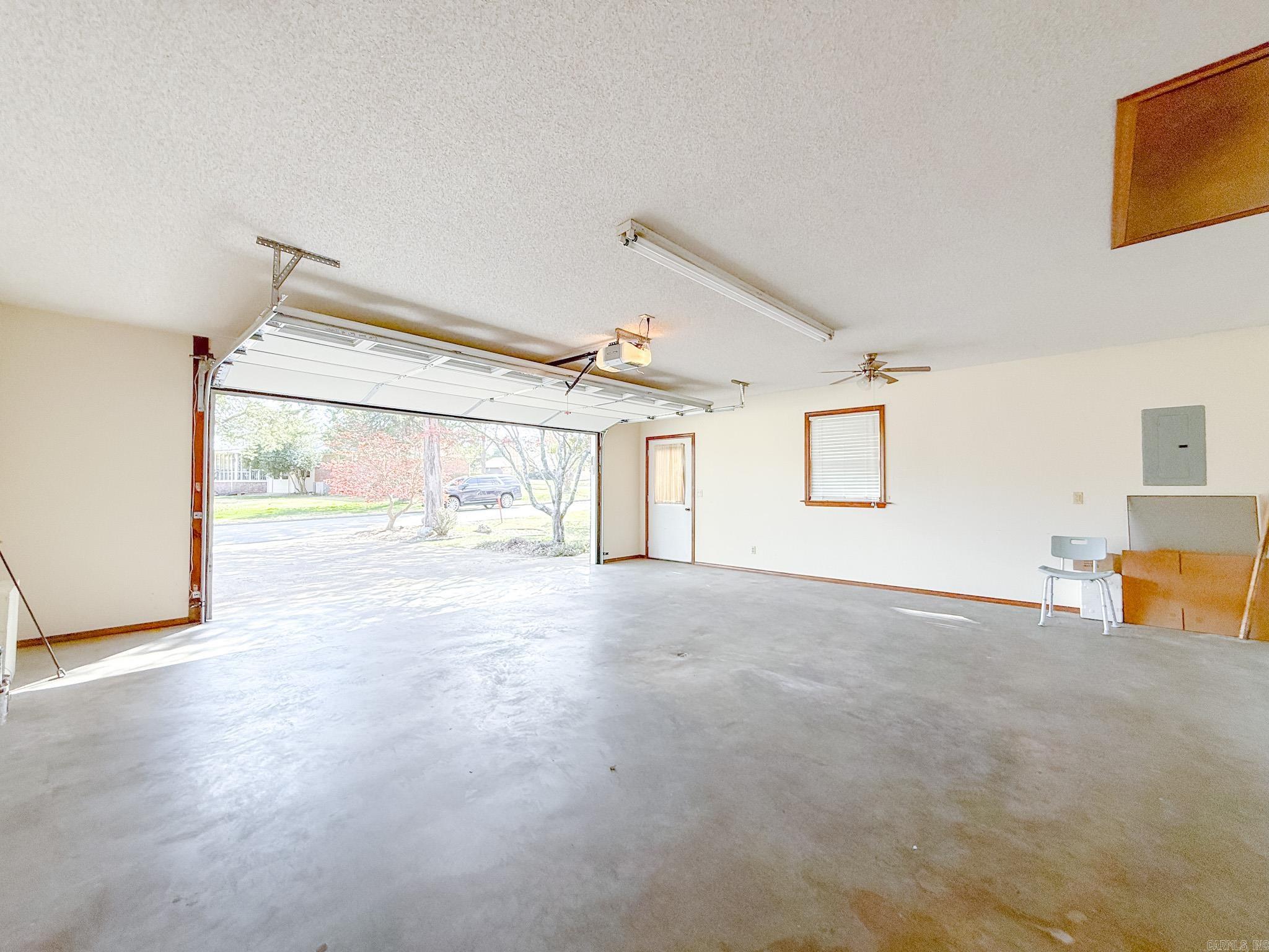 SOUTHERN MEADOWS ESTATE - Residential