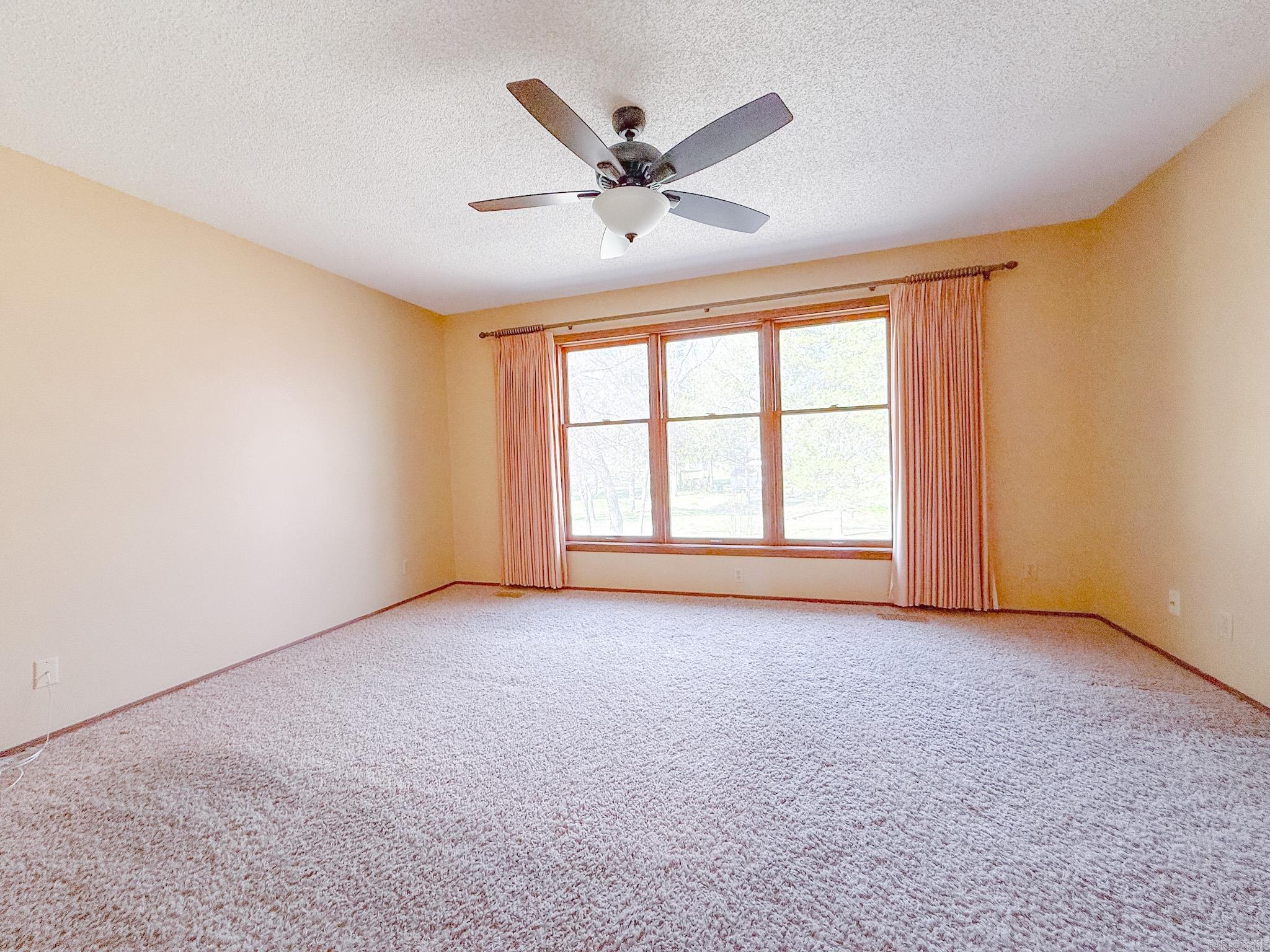 SOUTHERN MEADOWS ESTATE - Residential