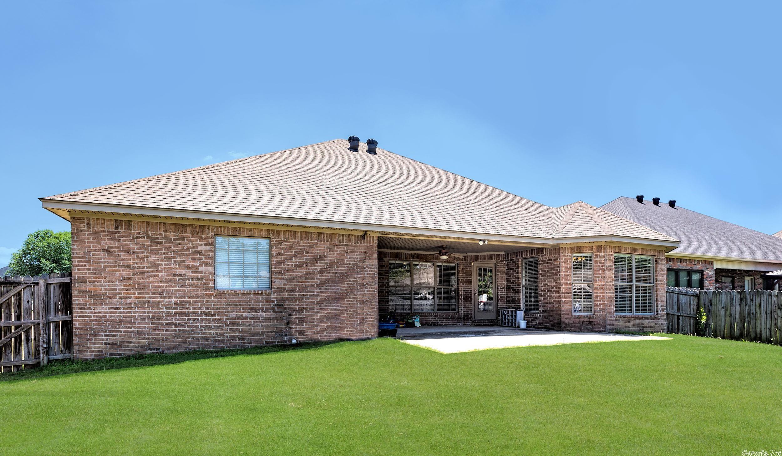 COUNTRY CLUB OF ARK THE - Residential