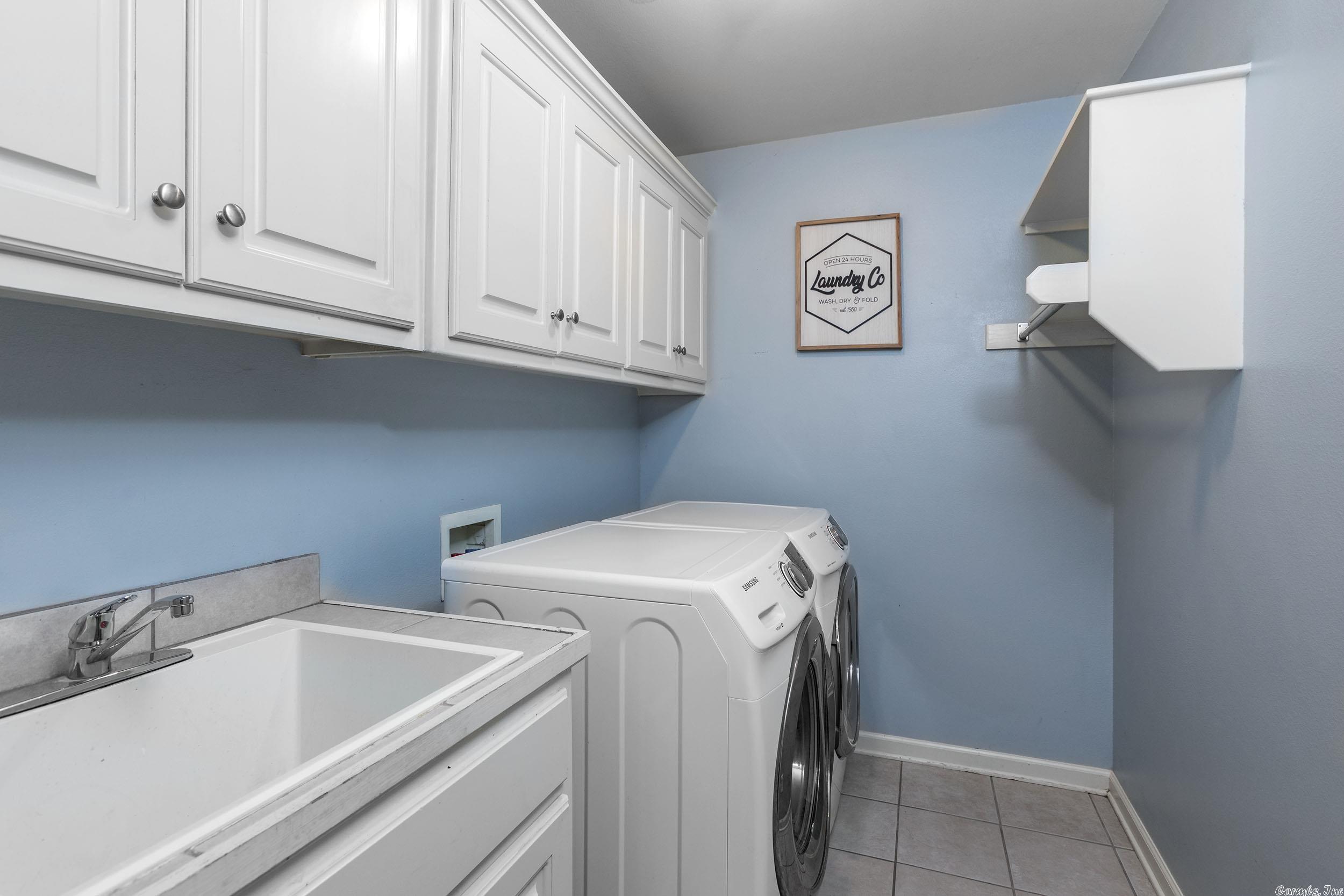 COUNTRY CLUB OF ARK THE - Residential