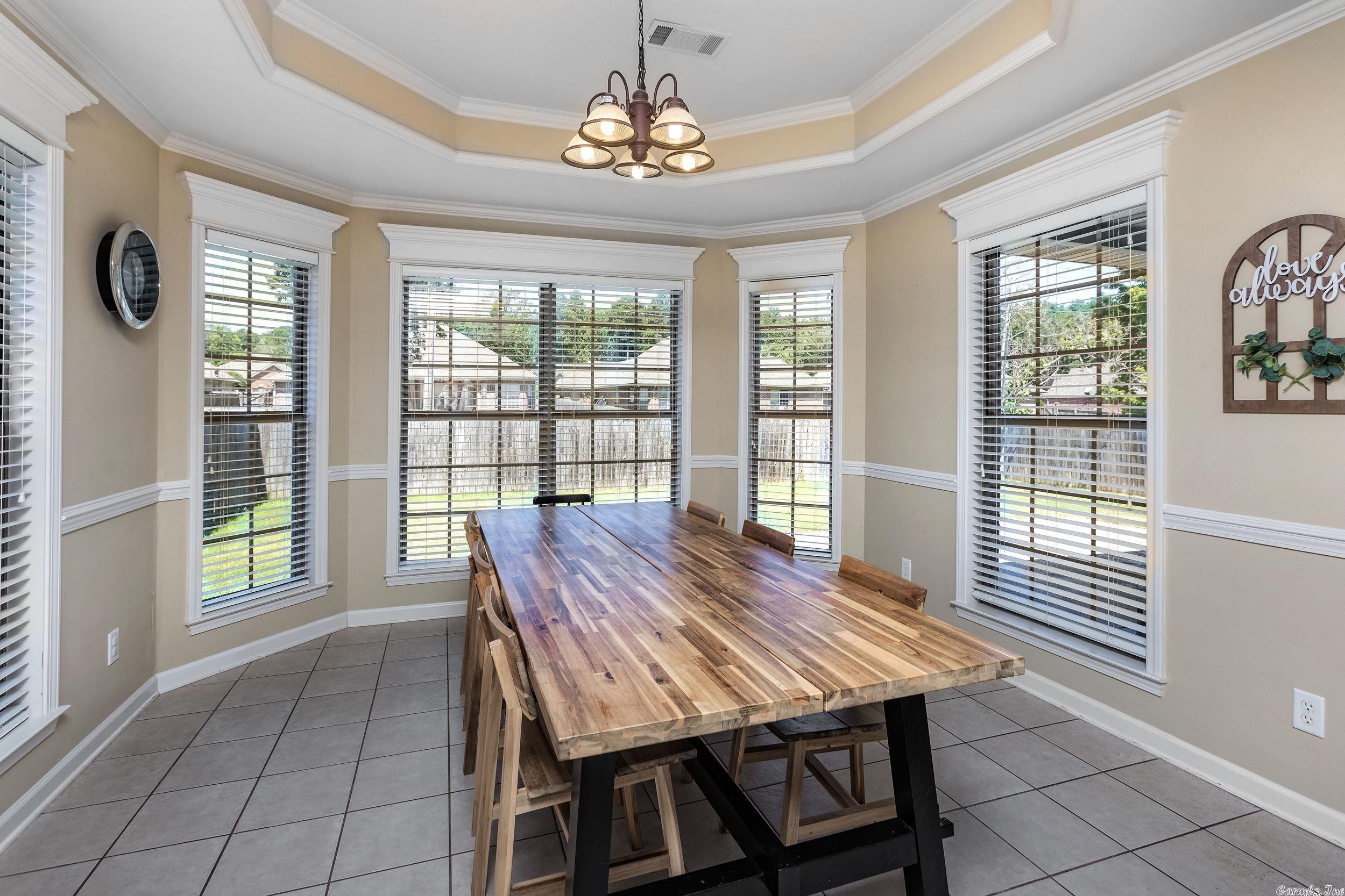 COUNTRY CLUB OF ARK THE - Residential