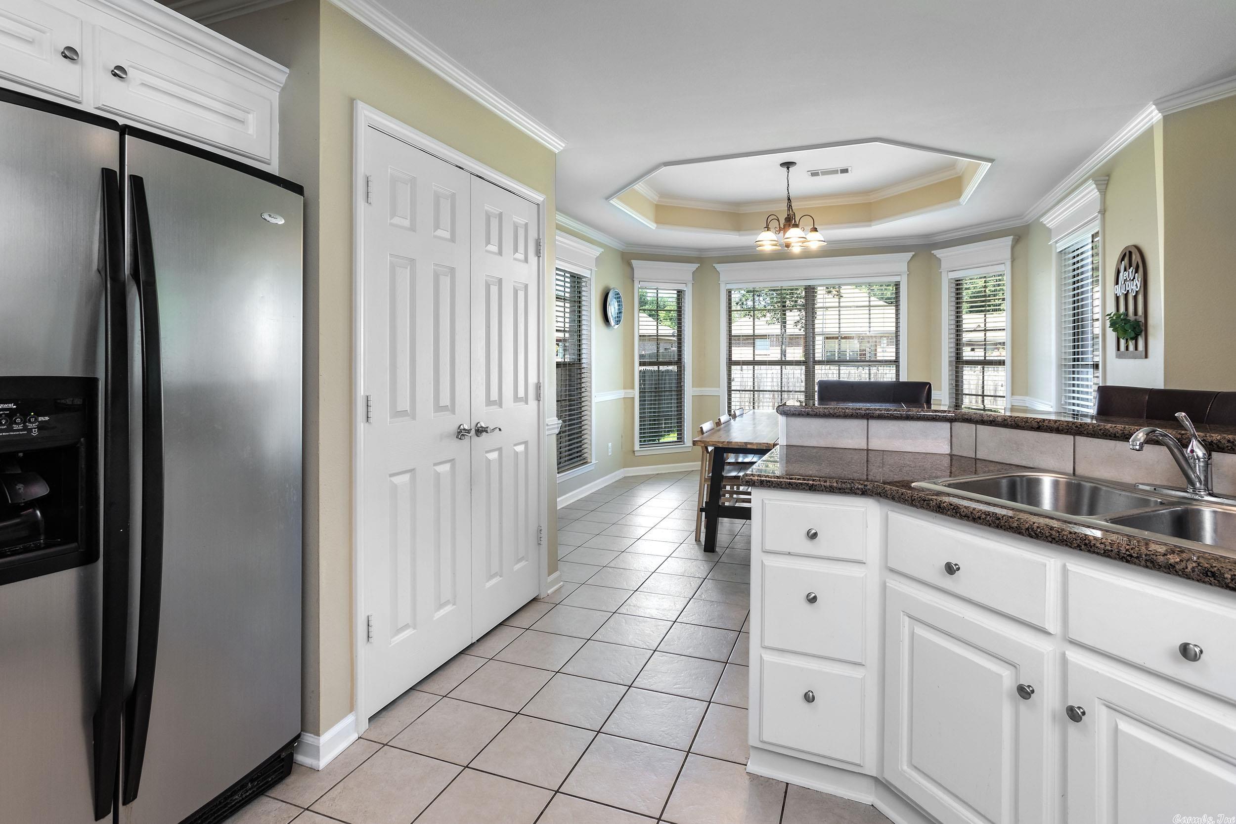 COUNTRY CLUB OF ARK THE - Residential