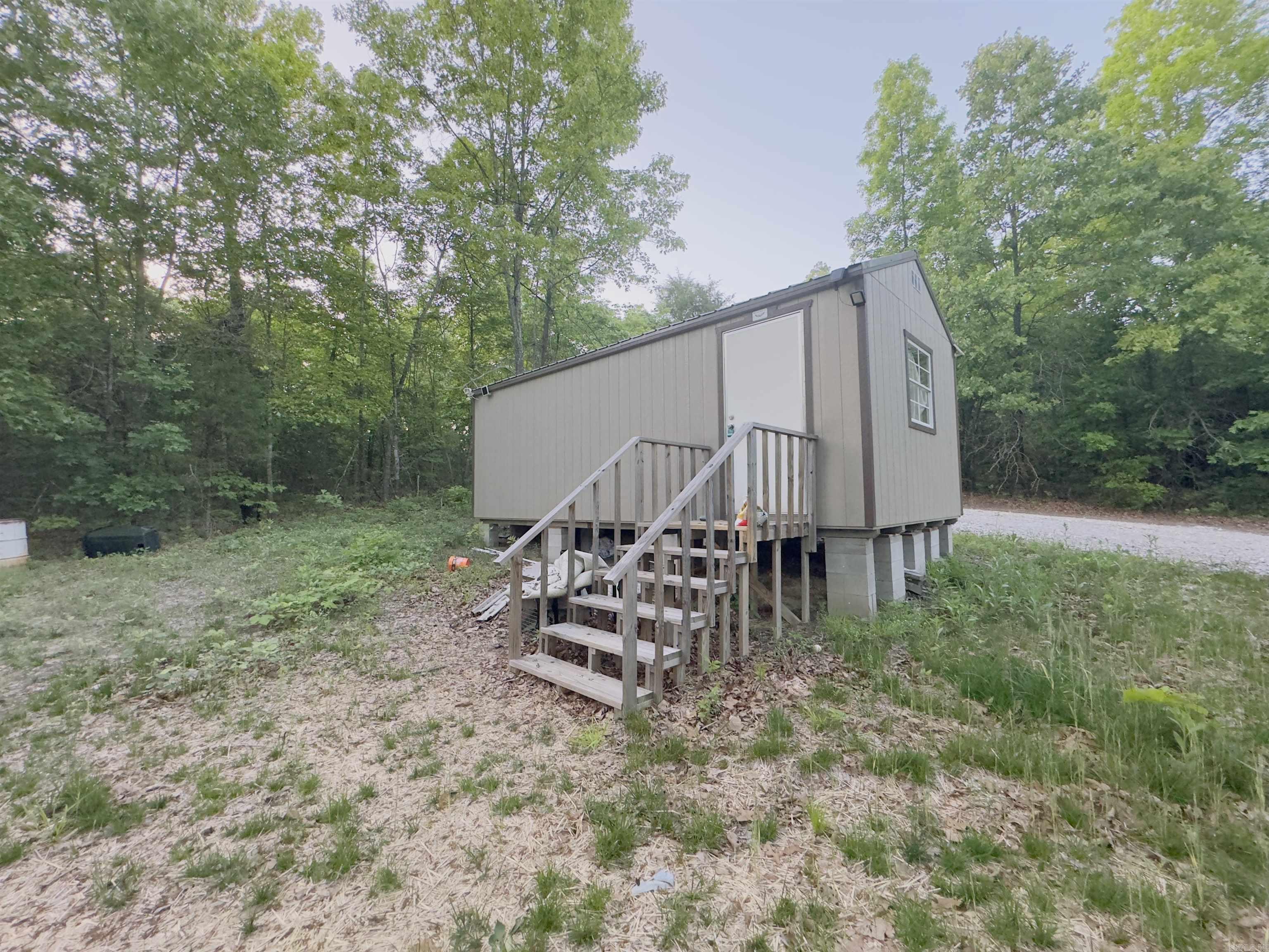 Metes & Bounds - Land