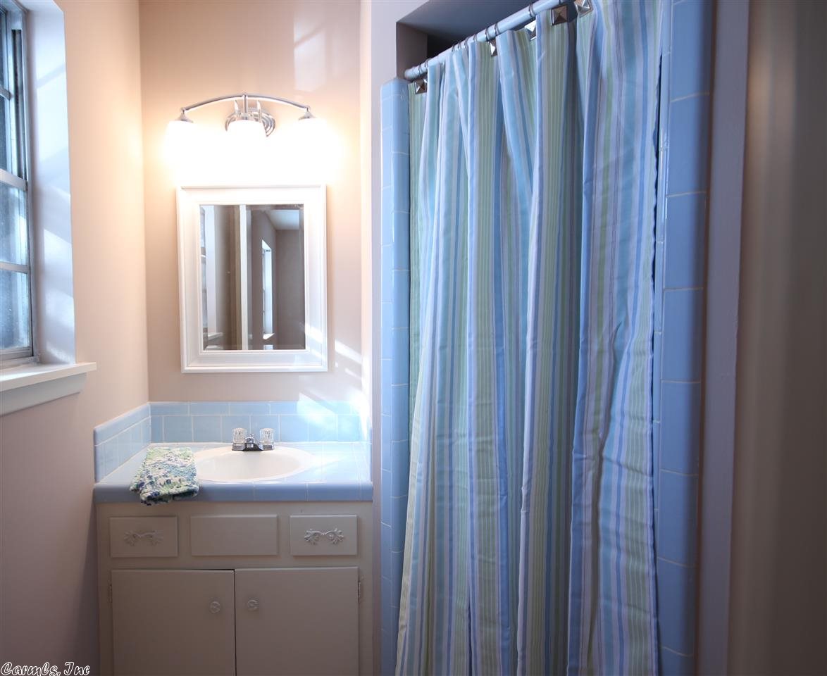 INDIAN HILLS - Residential