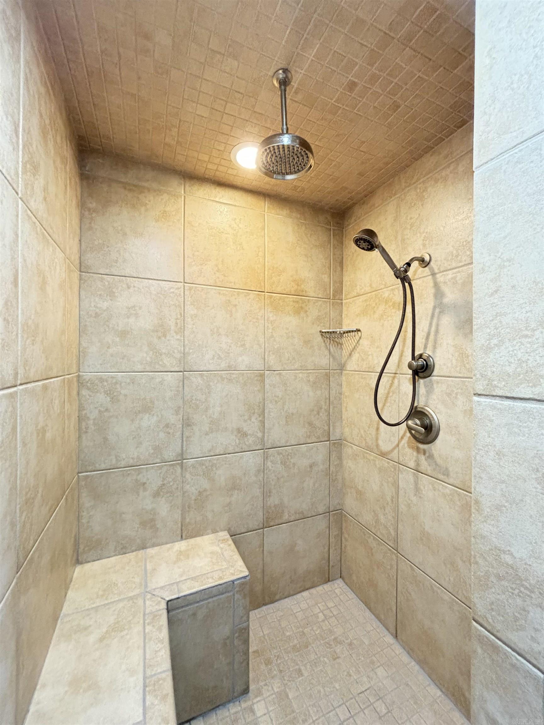 LEGACY VILLAGE - Residential