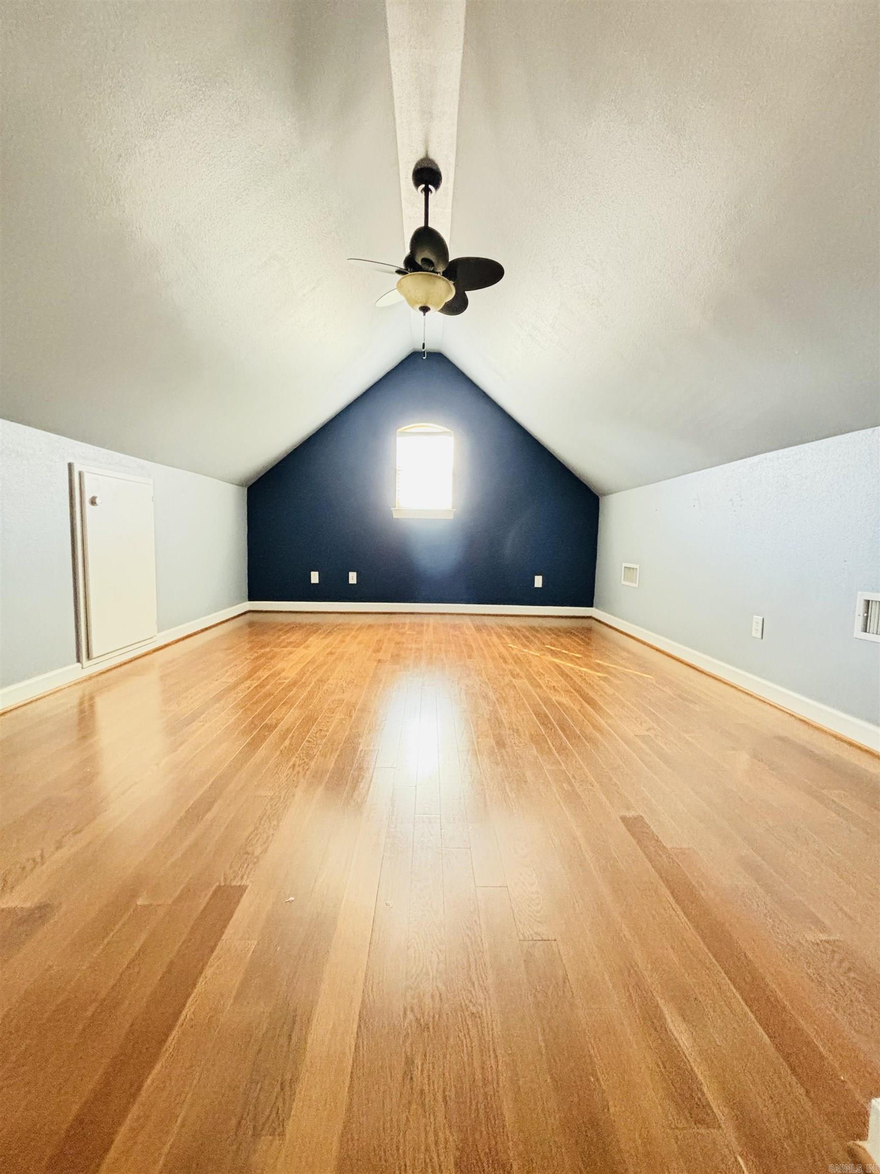 LEGACY VILLAGE - Residential