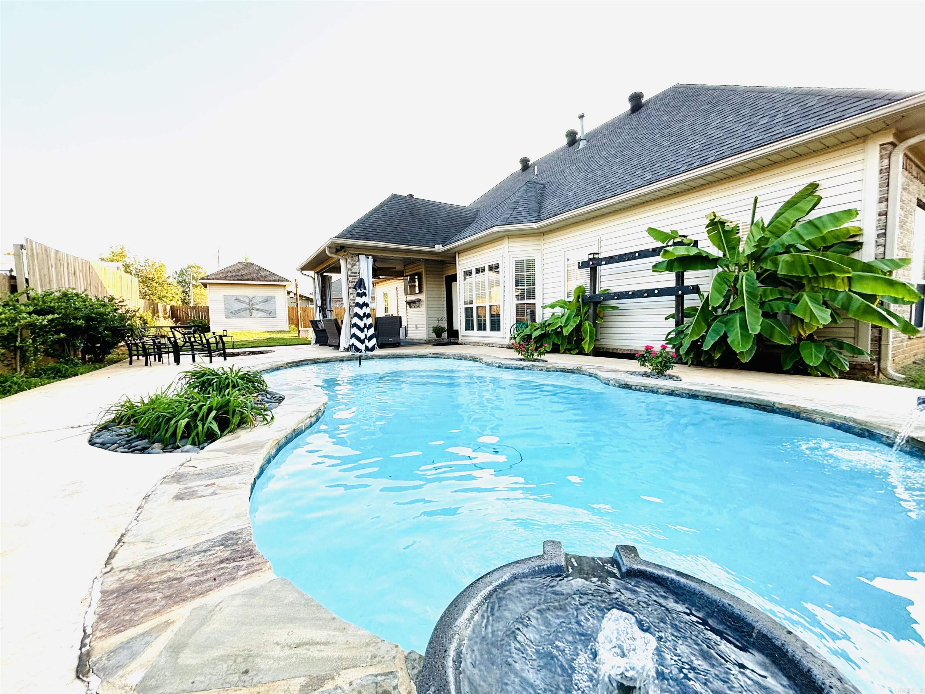 LEGACY VILLAGE - Residential