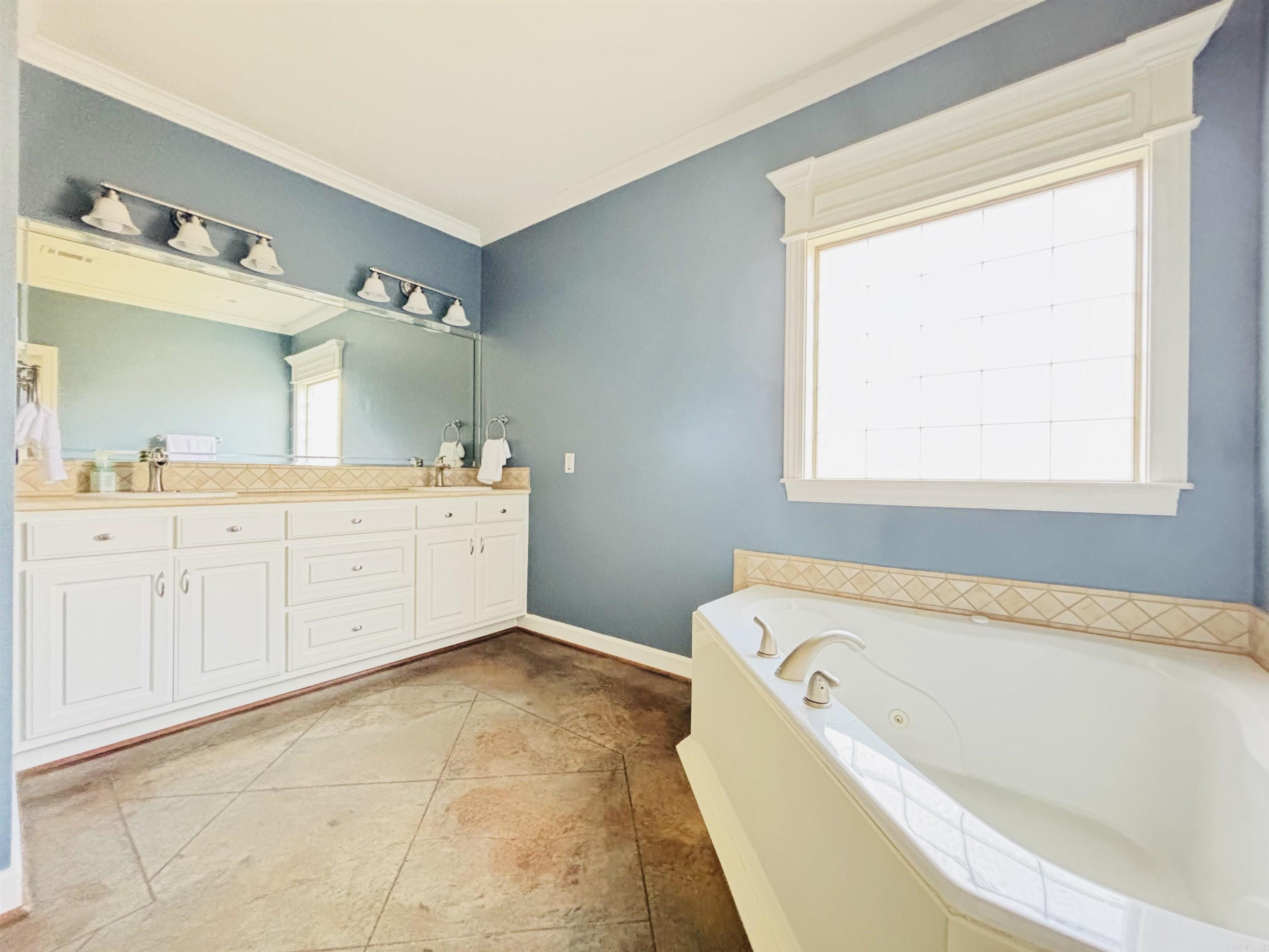 LEGACY VILLAGE - Residential