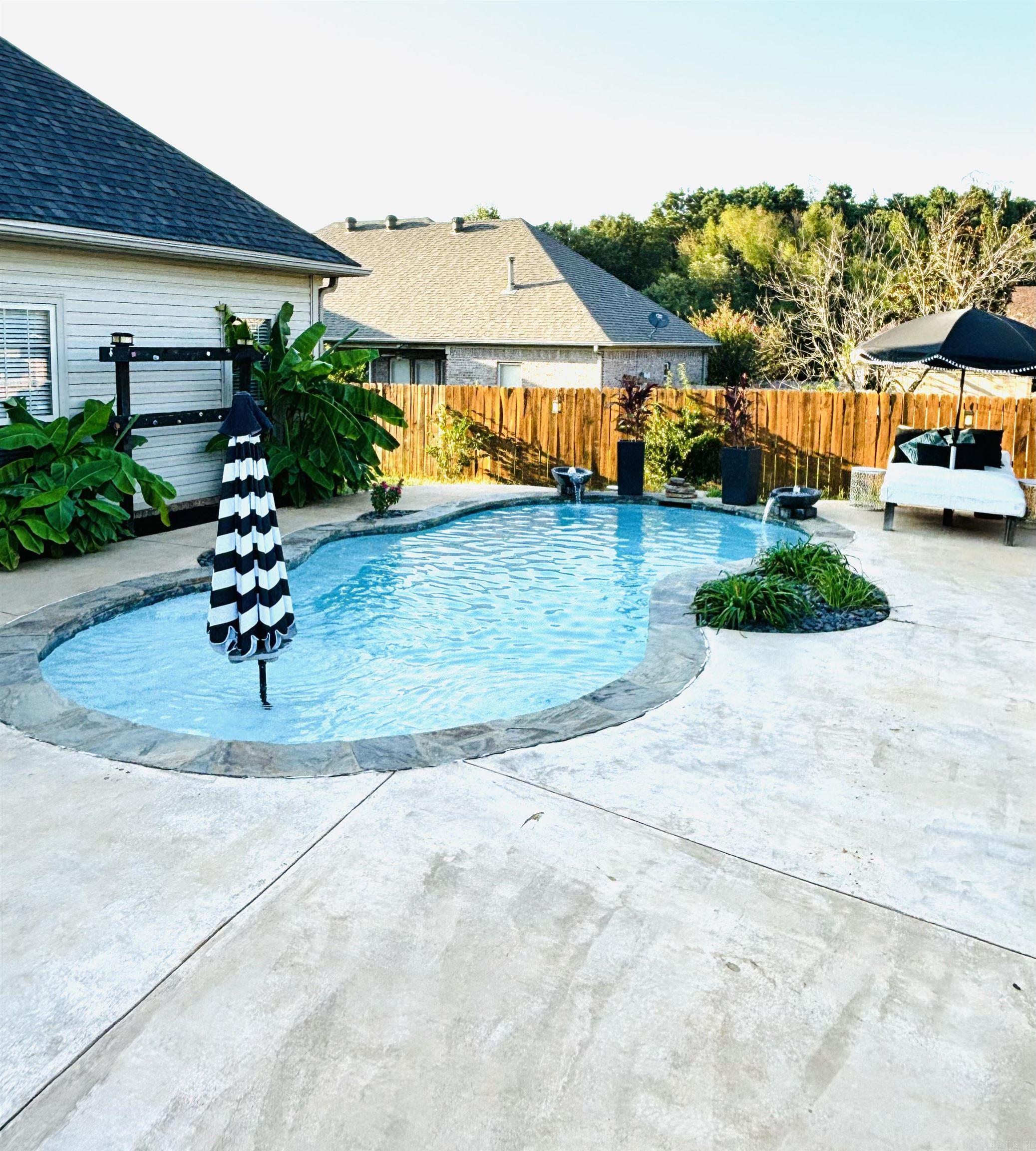 LEGACY VILLAGE - Residential