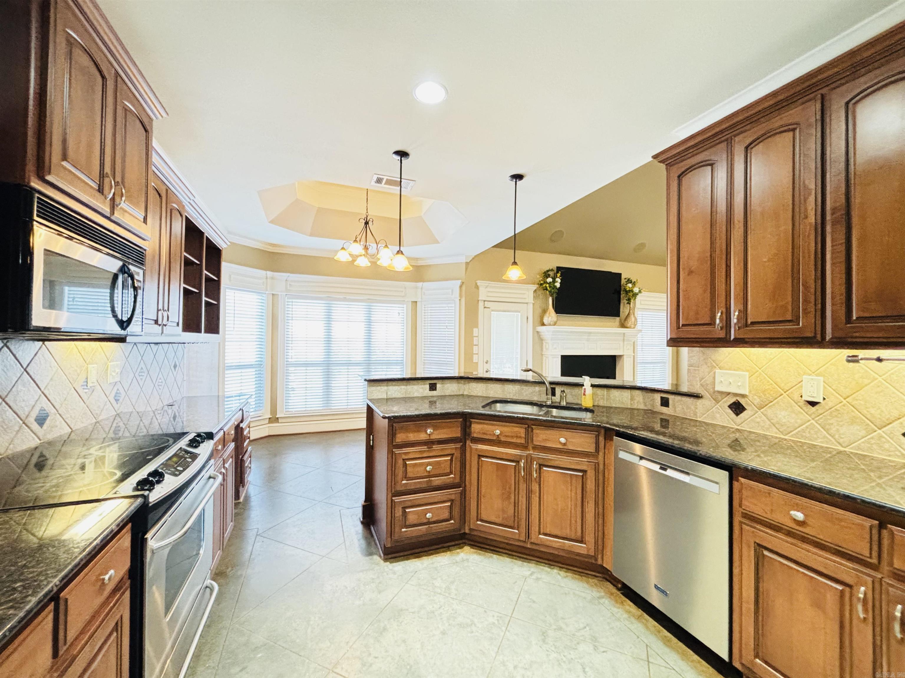 LEGACY VILLAGE - Residential