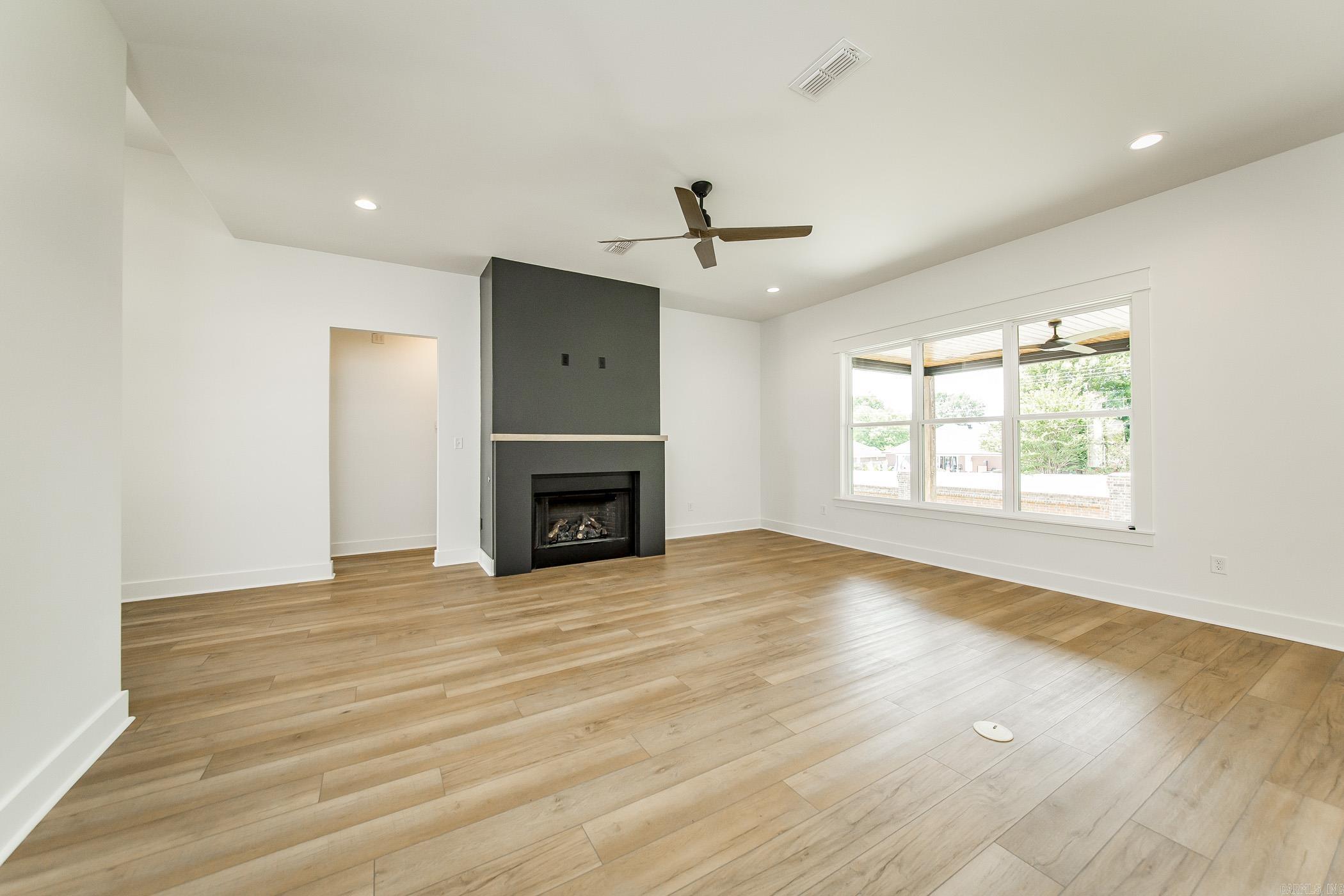 SYLVIA SPRINGS SUBDIVISION - Residential