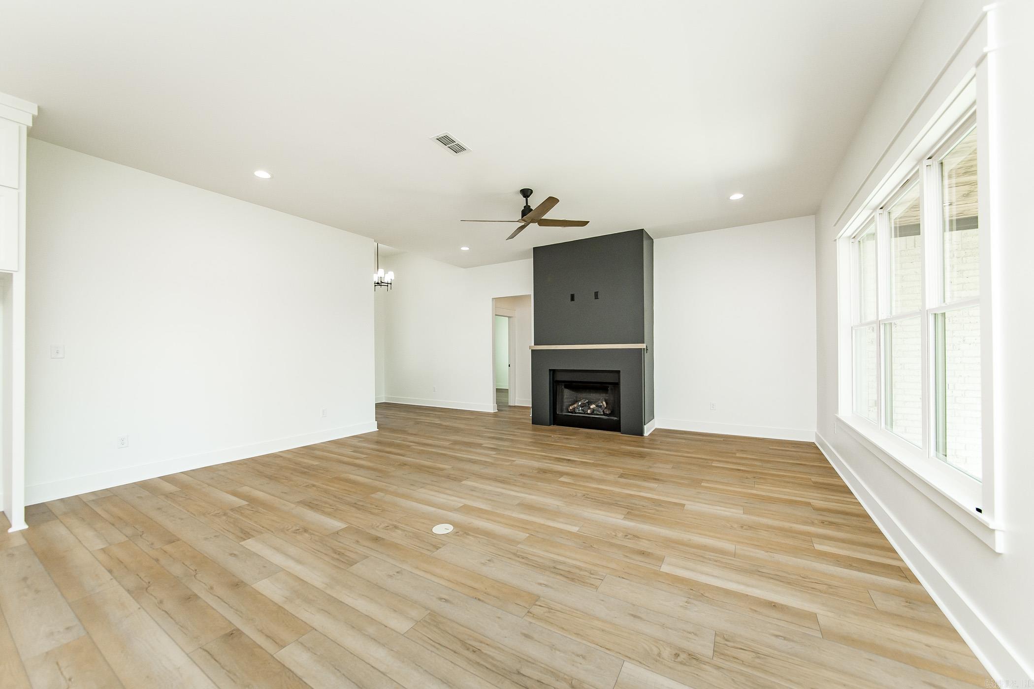 SYLVIA SPRINGS SUBDIVISION - Residential