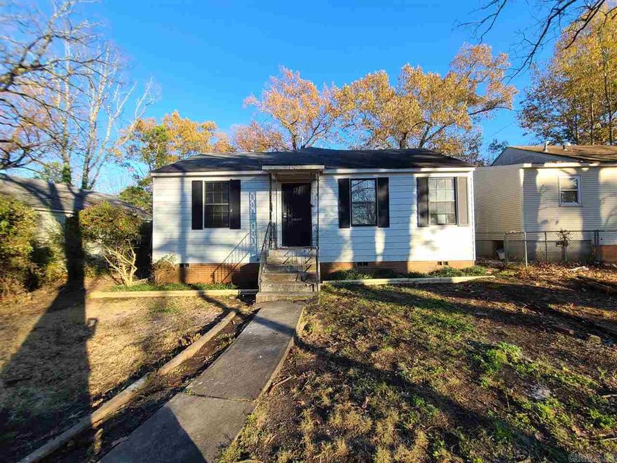 Recently remodeled 3 bedroom home conveniently located in walking distance to UALR.