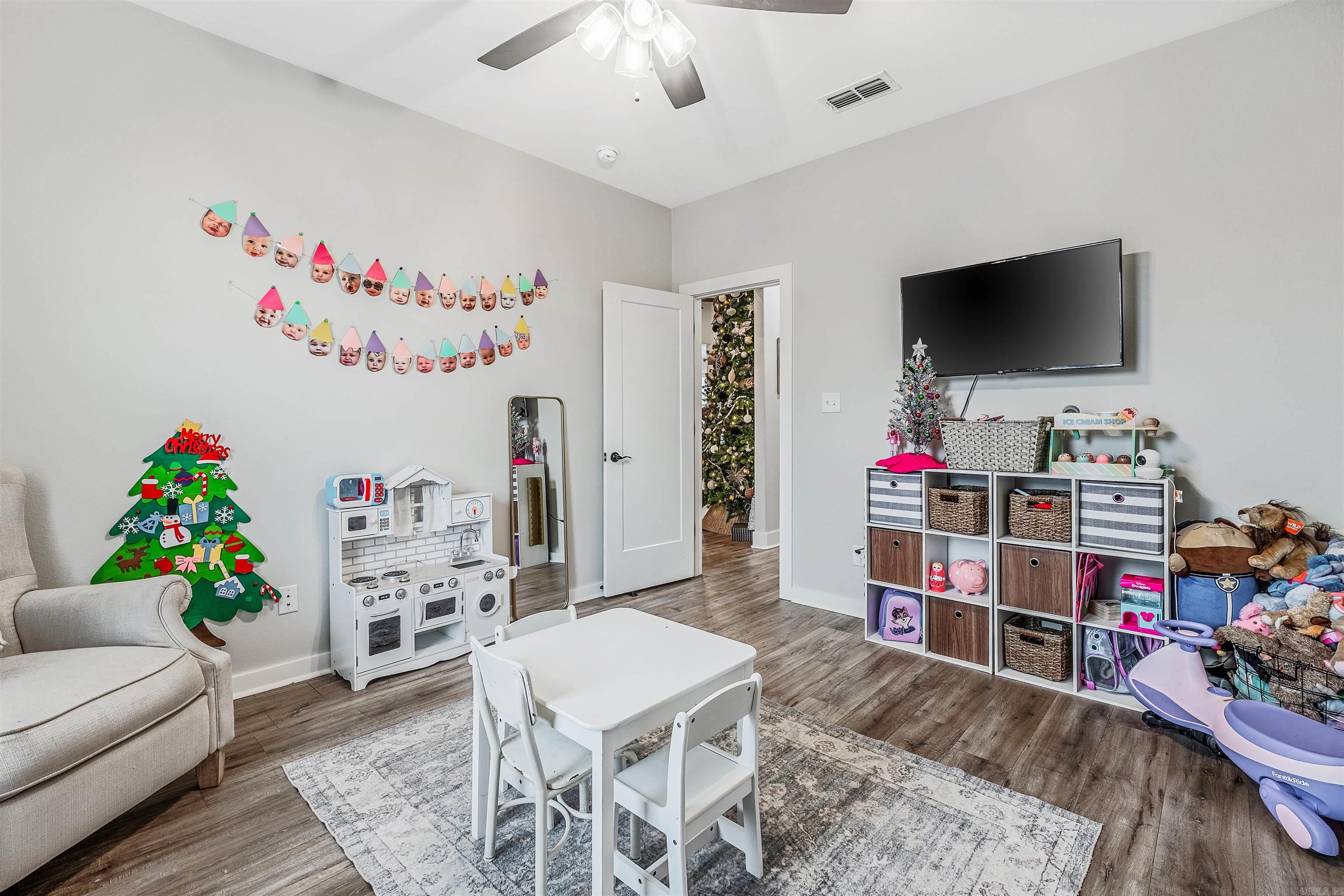 CROSSROADS VILLAGE - Residential