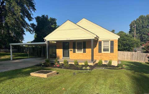 Photo of 1918 Hillcrest Dr DR, Paragould, AR 72450 (MLS # 26031507)