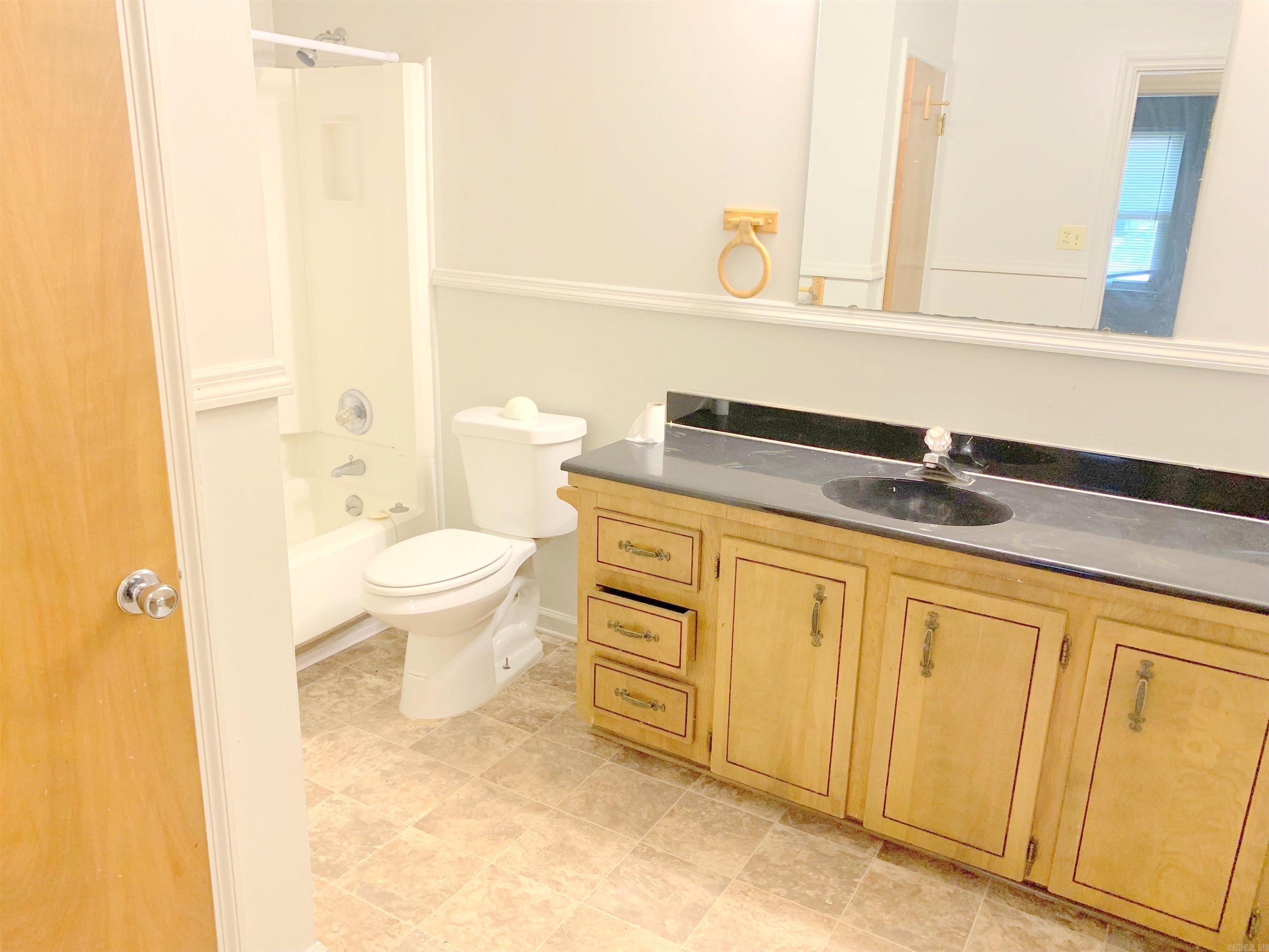 ARBOR OAKS - Residential