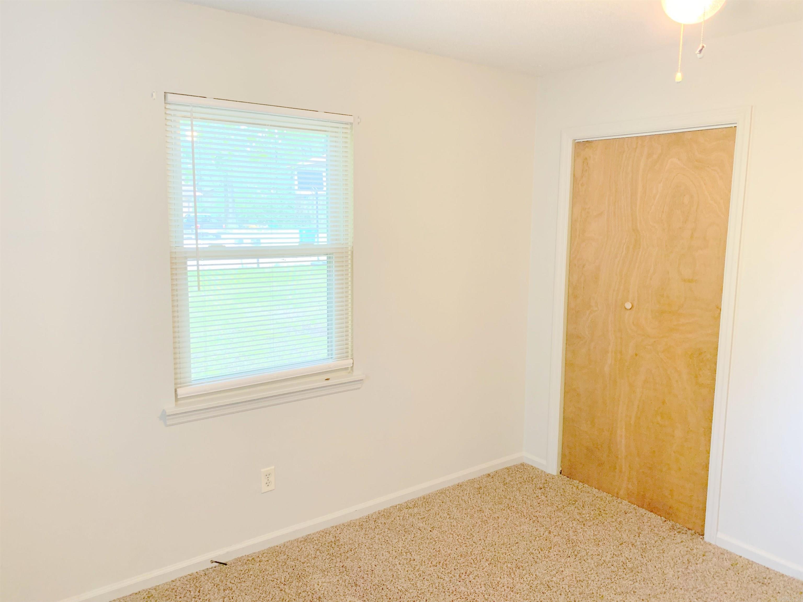 ARBOR OAKS - Residential