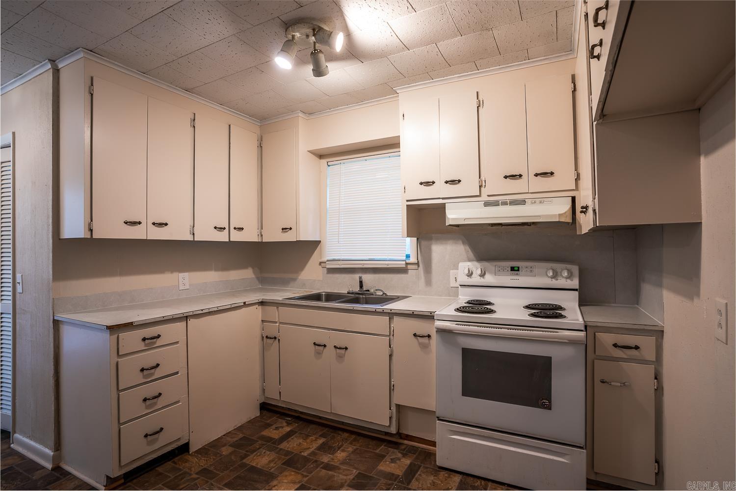 ROLFE AND WMS ADDN - Residential Income