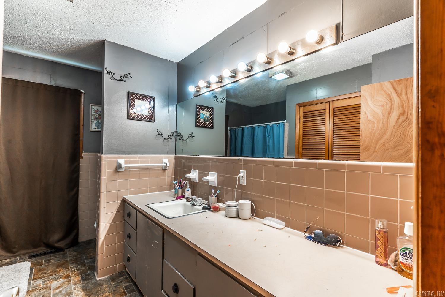 ROLFE AND WMS ADDN - Residential Income