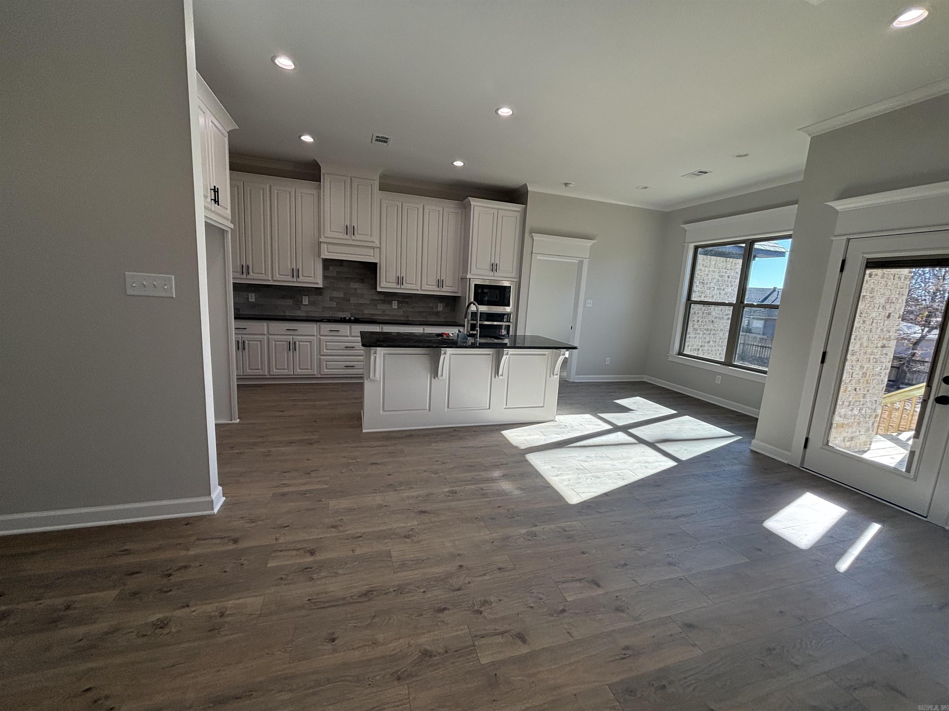 CYPRESS VIEW - Residential