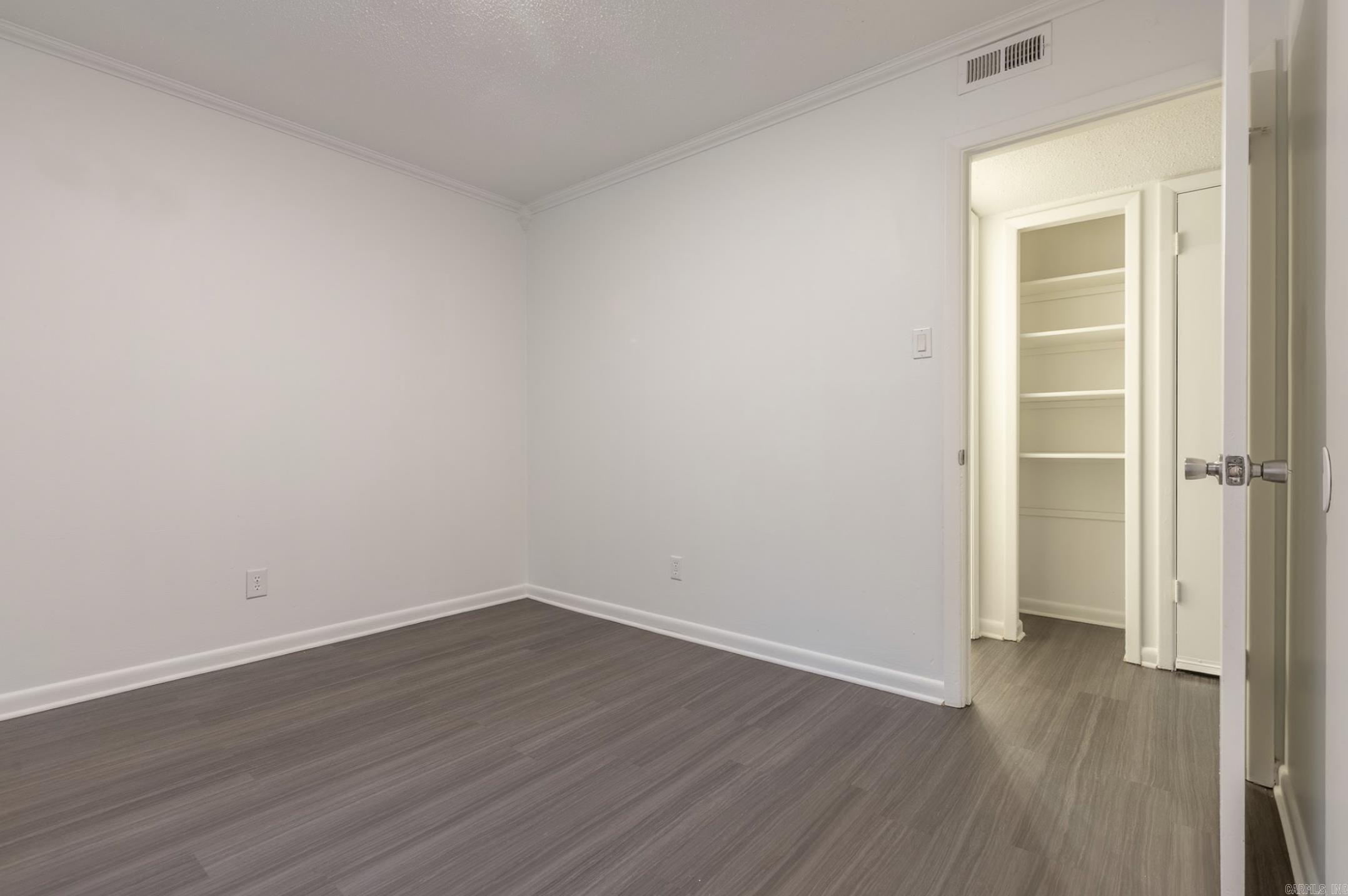 WOODBRIAR - Residential